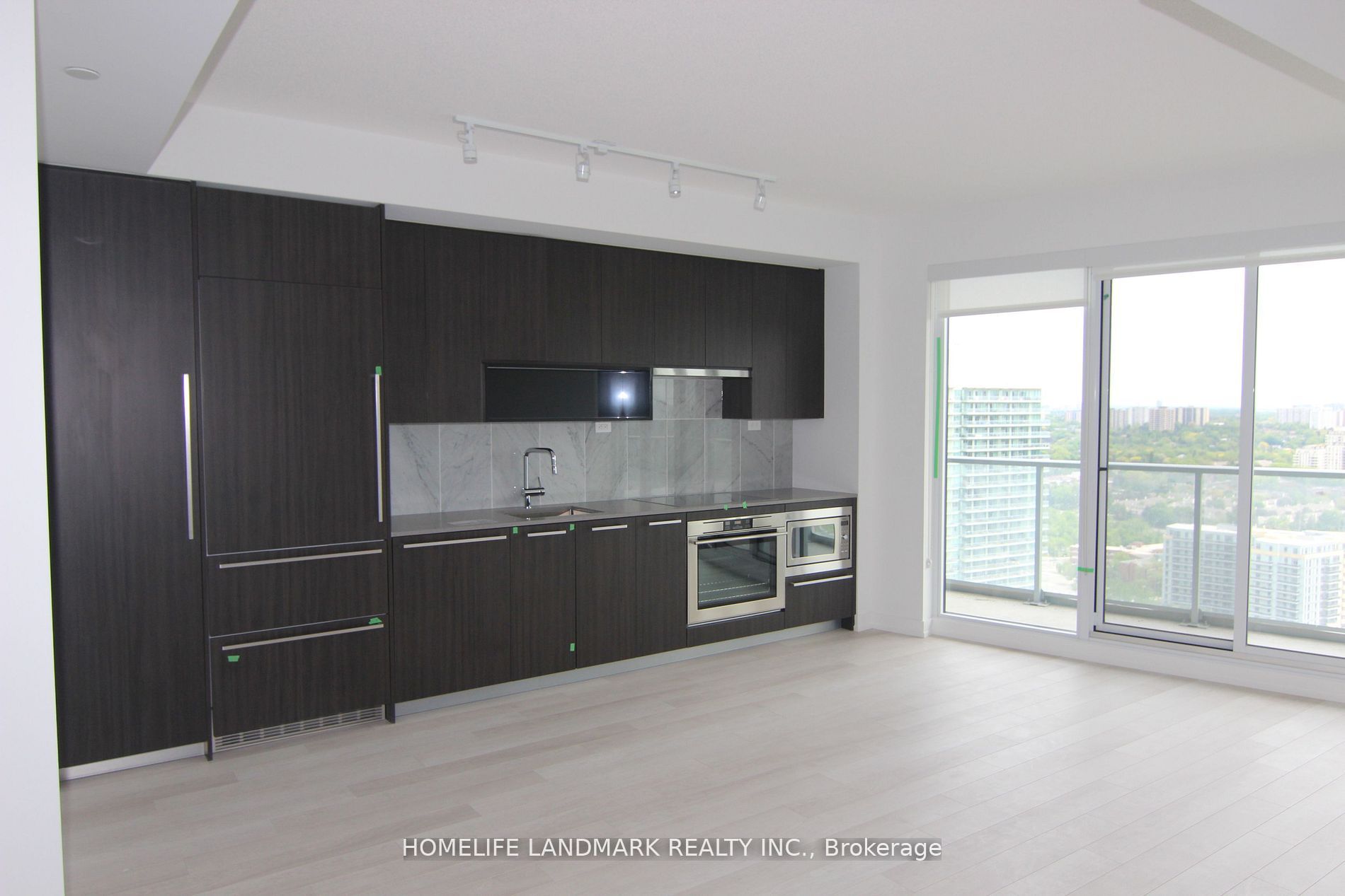 117 McMahon Drive 2710, Toronto, ON M2K 0E4 photo 2