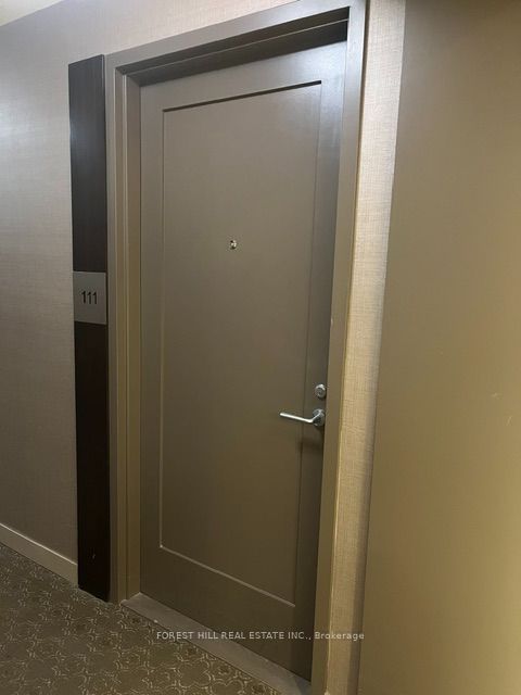 320 Tweedsmuir Avenue 111, Toronto, ON M5P 2Y3 photo 5
