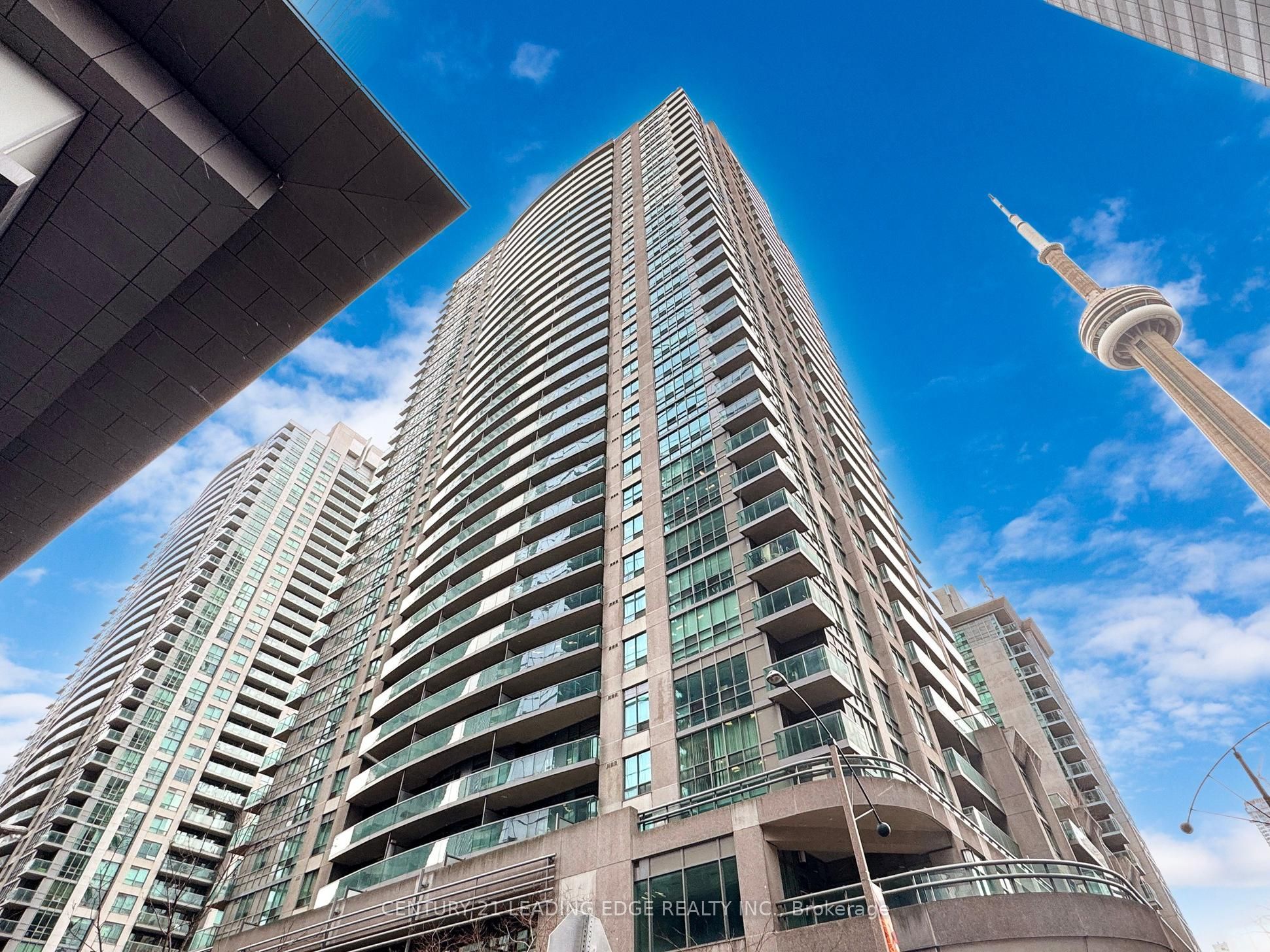 30 Grand Trunk Crescent 3503, Toronto, ON M5J 3A4