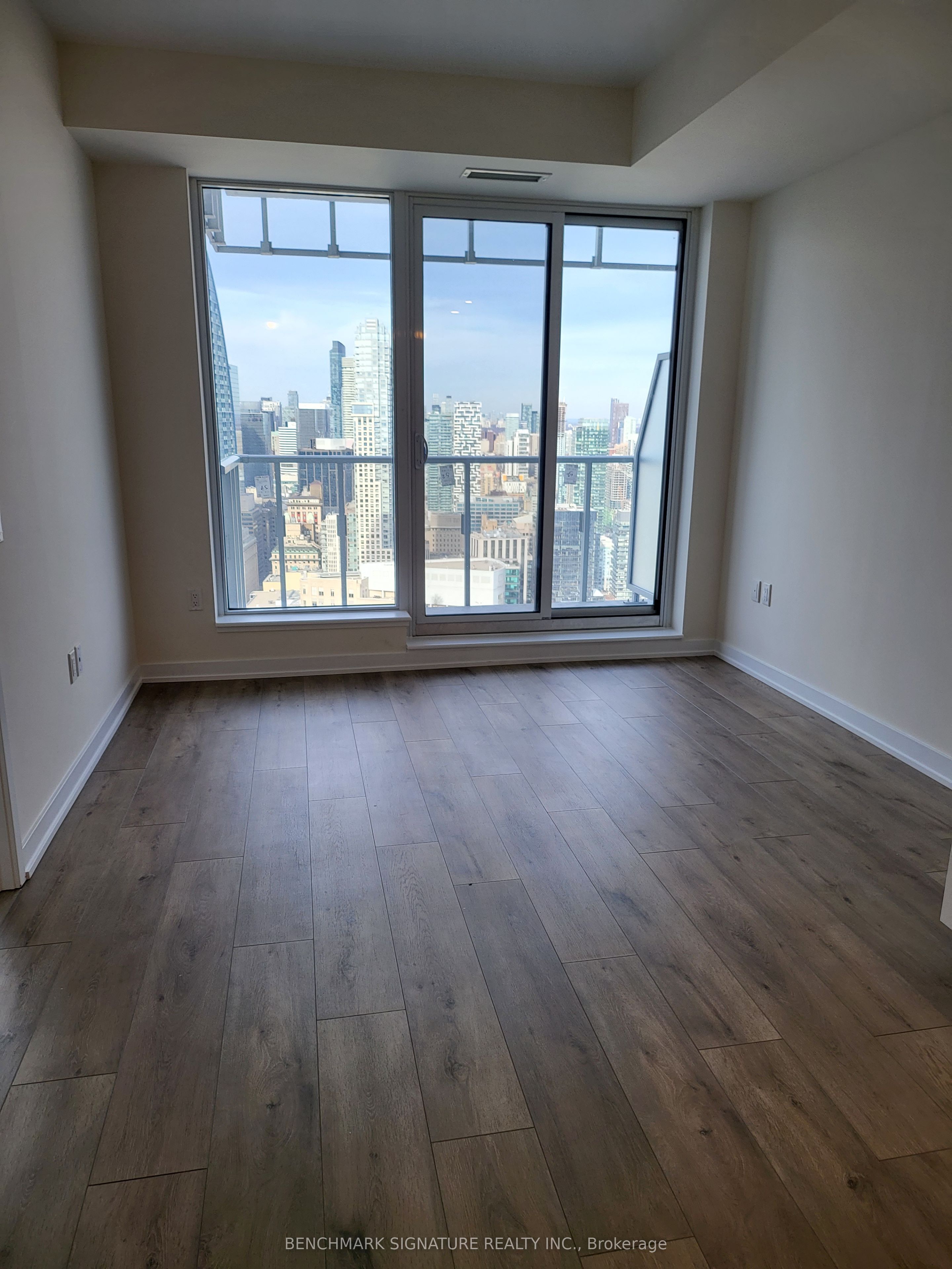 28 Freeland Street 4706, Toronto, ON M5E 0E3 photo 3