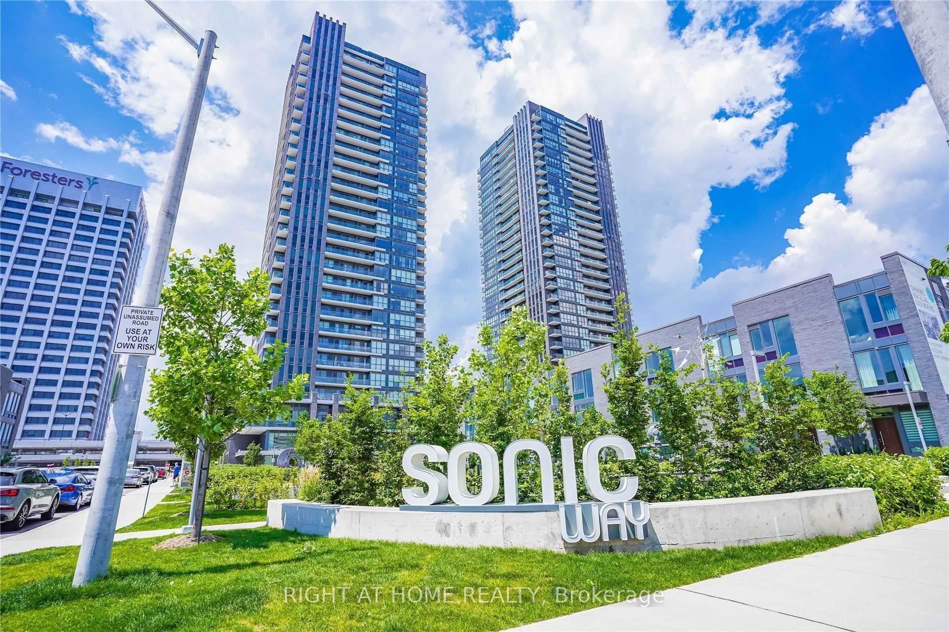 2 Sonic Way 303, Toronto, ON M3C 0P2