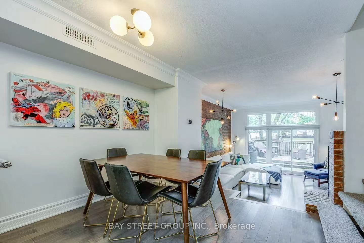 217 Mutual Street Room 3, Toronto, ON M5B 2B4 photo 2