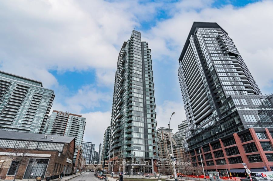 150 East Liberty Street 1605, Toronto, ON M6K 3R5