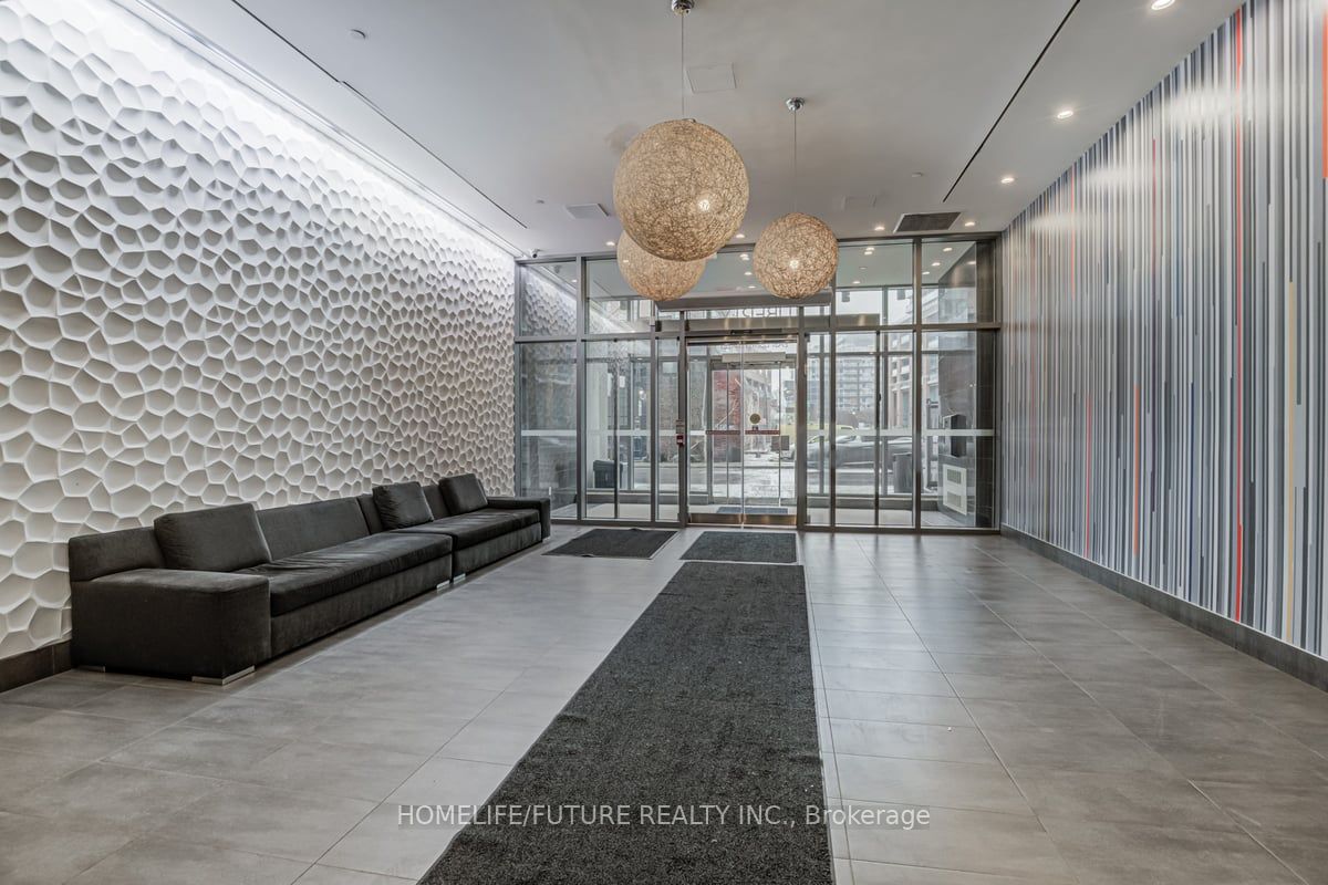 150 East Liberty Street 1605, Toronto, ON M6K 3R5 photo 3