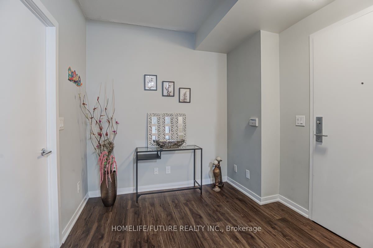 150 East Liberty Street 1605, Toronto, ON M6K 3R5 photo 4