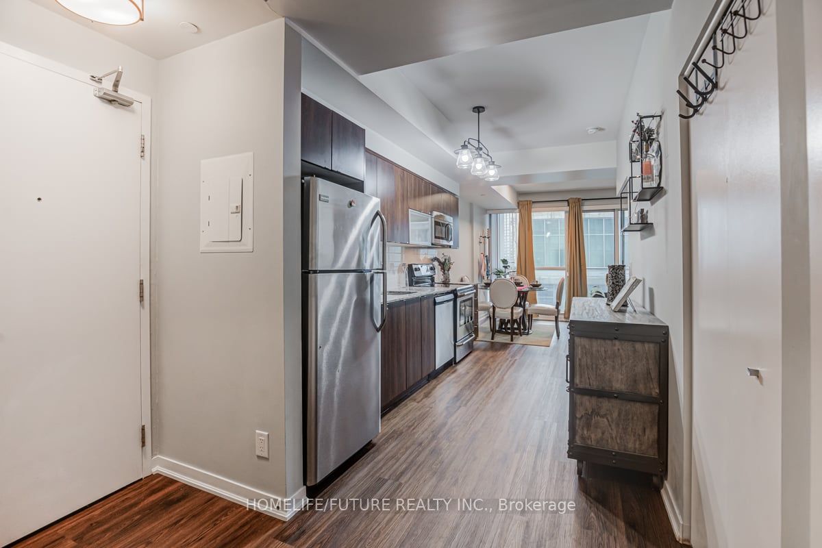 150 East Liberty Street 1605, Toronto, ON M6K 3R5 photo 5