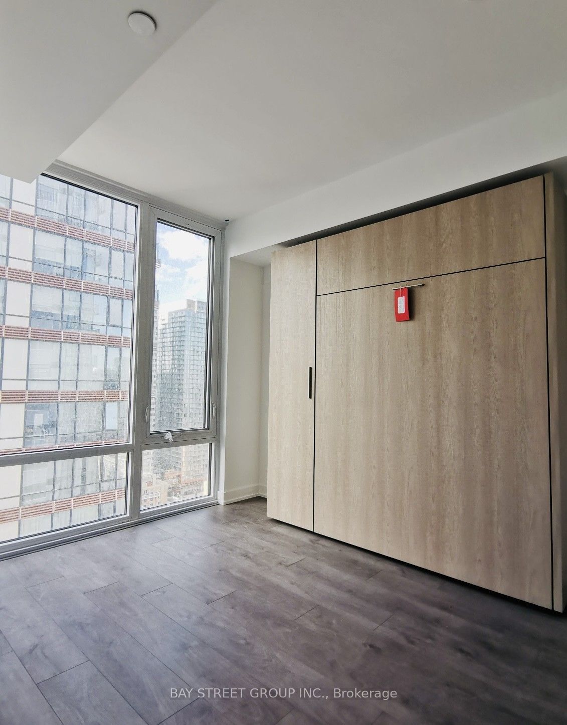501 Yonge Street 3, Toronto, ON M4Y 0G8 photo 3