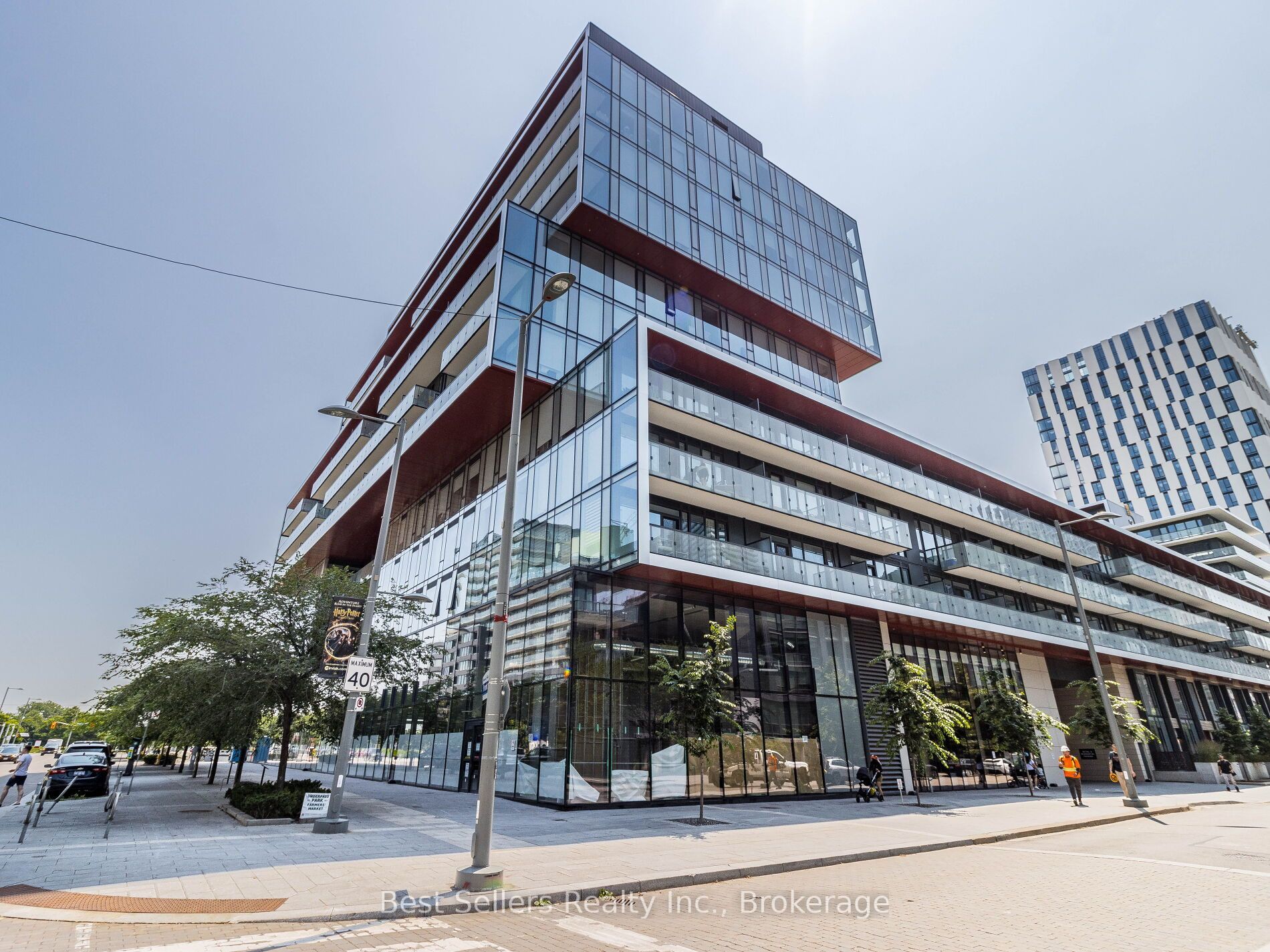 35 Rolling Mills Road N364, Toronto, ON M5A 0V6