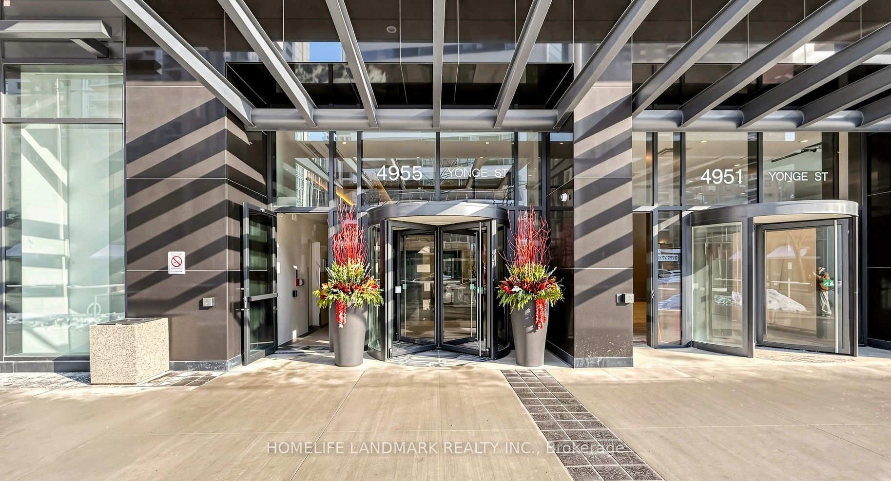 4955 yonge Street 818, Toronto, ON M2N 0L8 photo 2