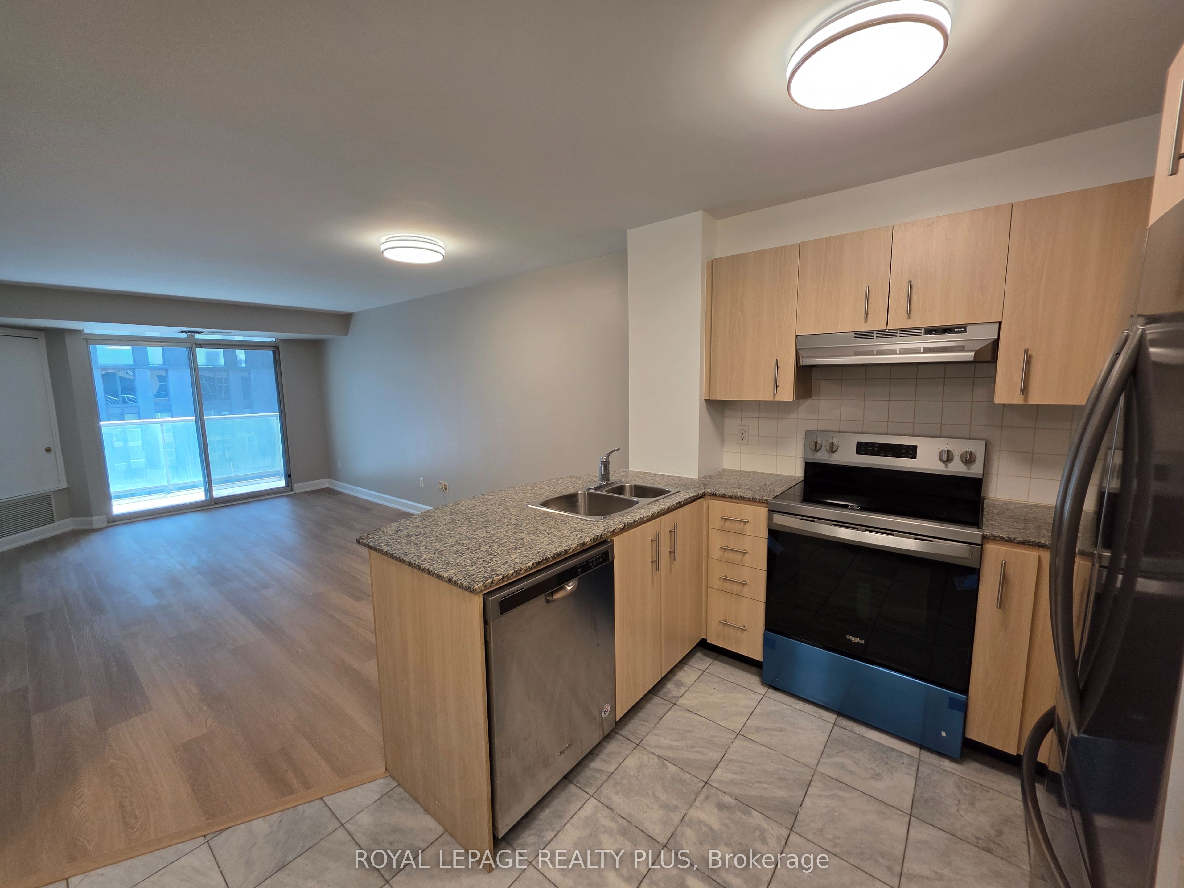 105 Victoria Street 607, Toronto, ON M5C 3B4 photo 3