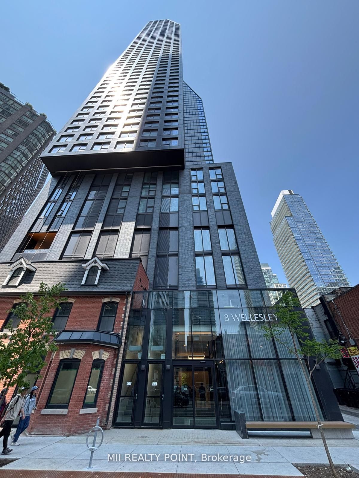 8 Wellesley Street W 908, Toronto, ON M4Y 1E7