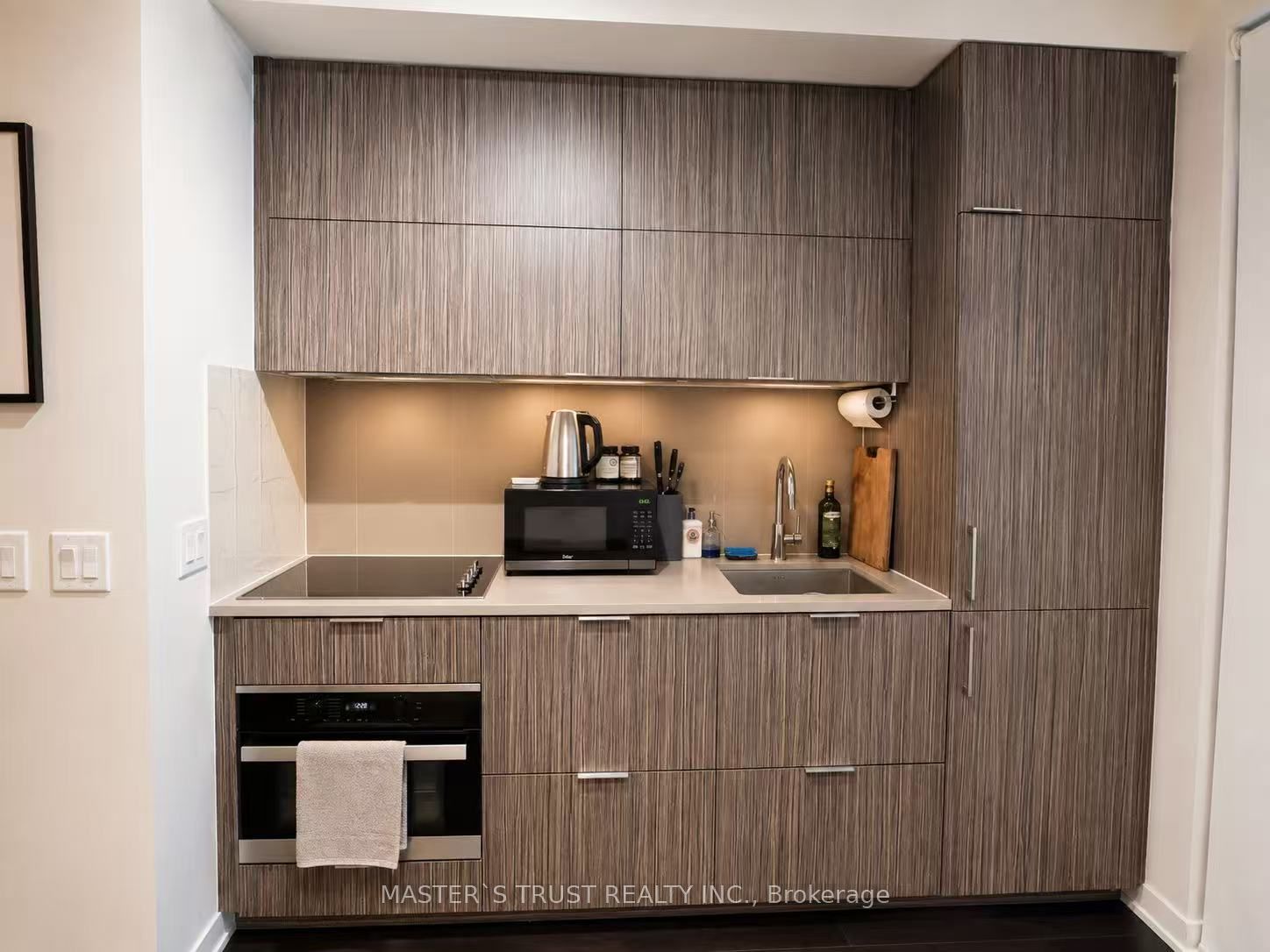20 Richardson Street 1005, Toronto, ON M5A 0S6 photo 3