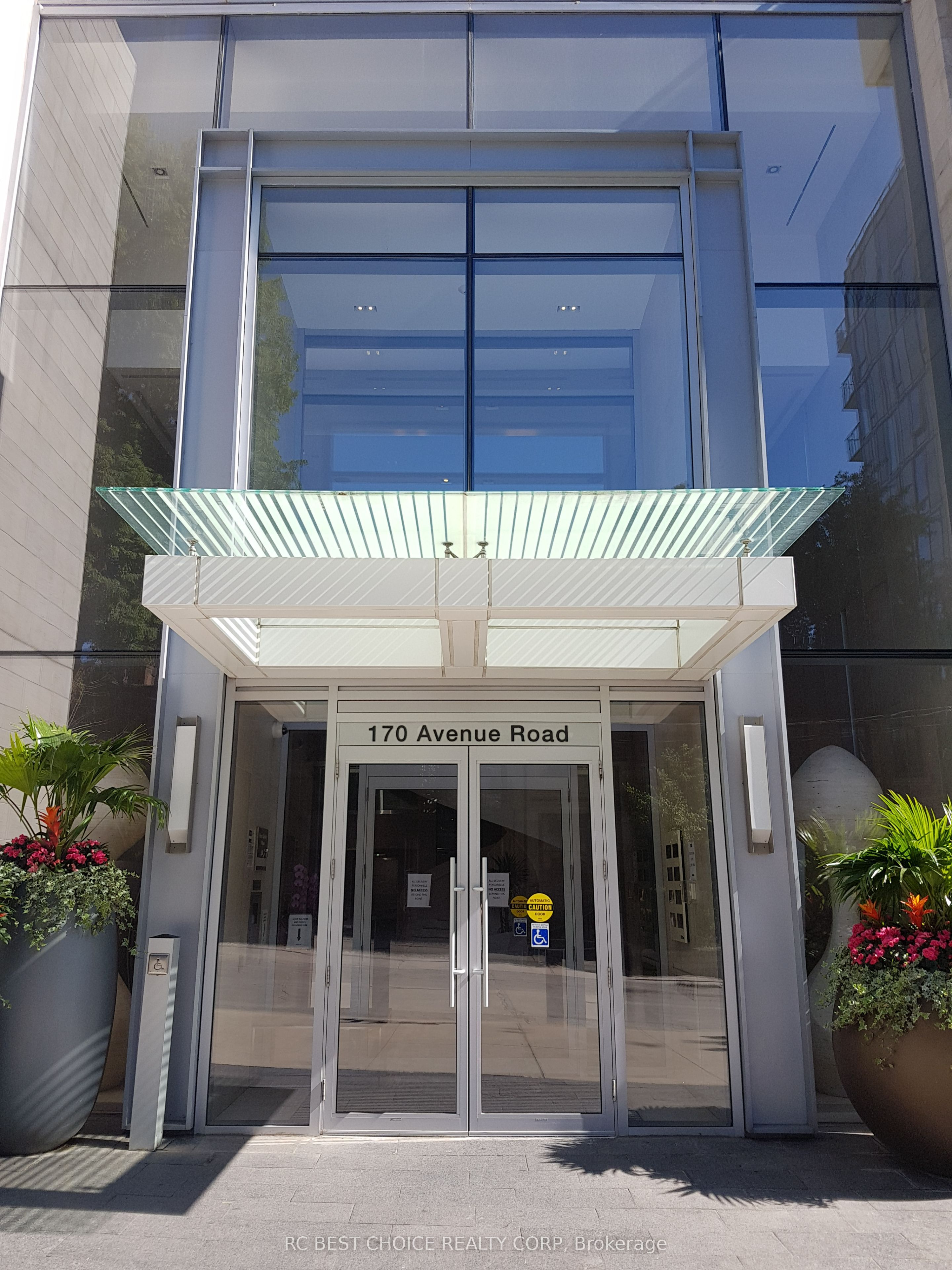 170 Avenue Road 405, Toronto, ON M5R 0A4 photo 2