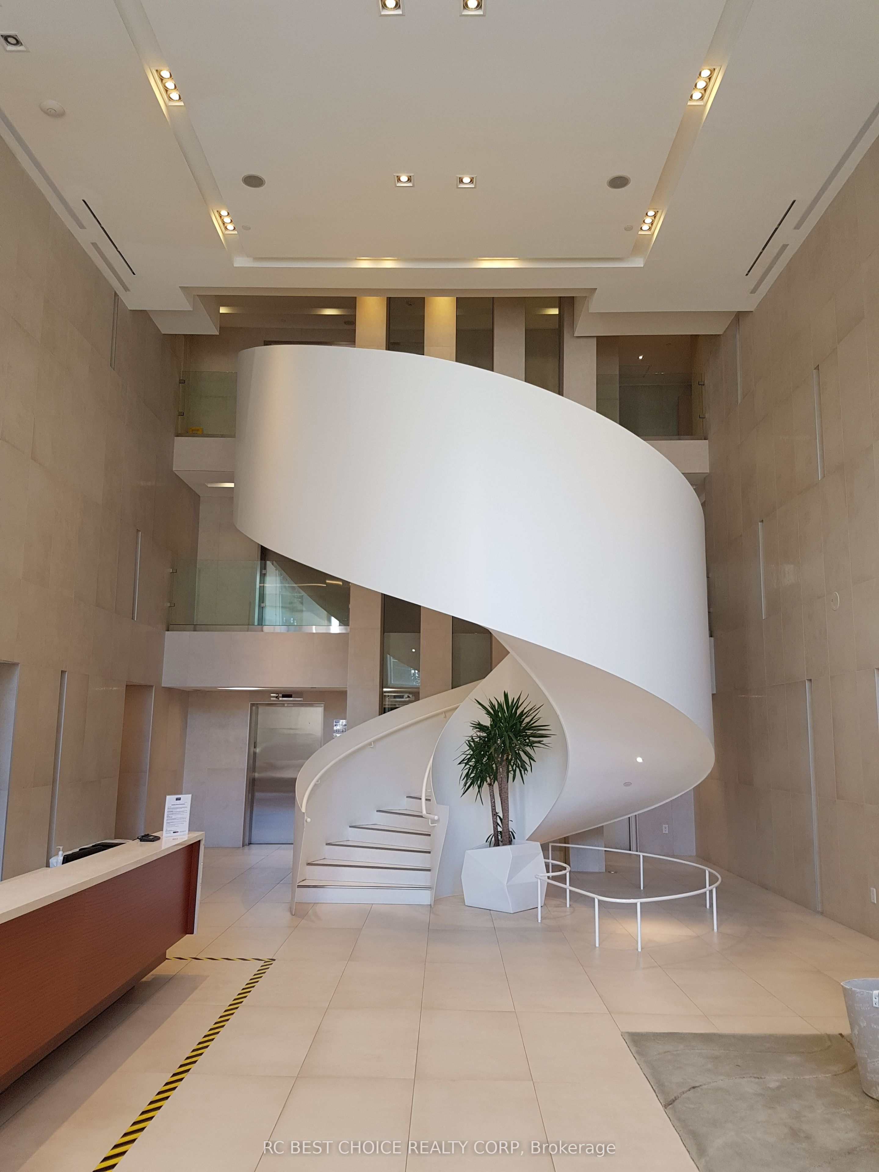 170 Avenue Road 405, Toronto, ON M5R 0A4 photo 3