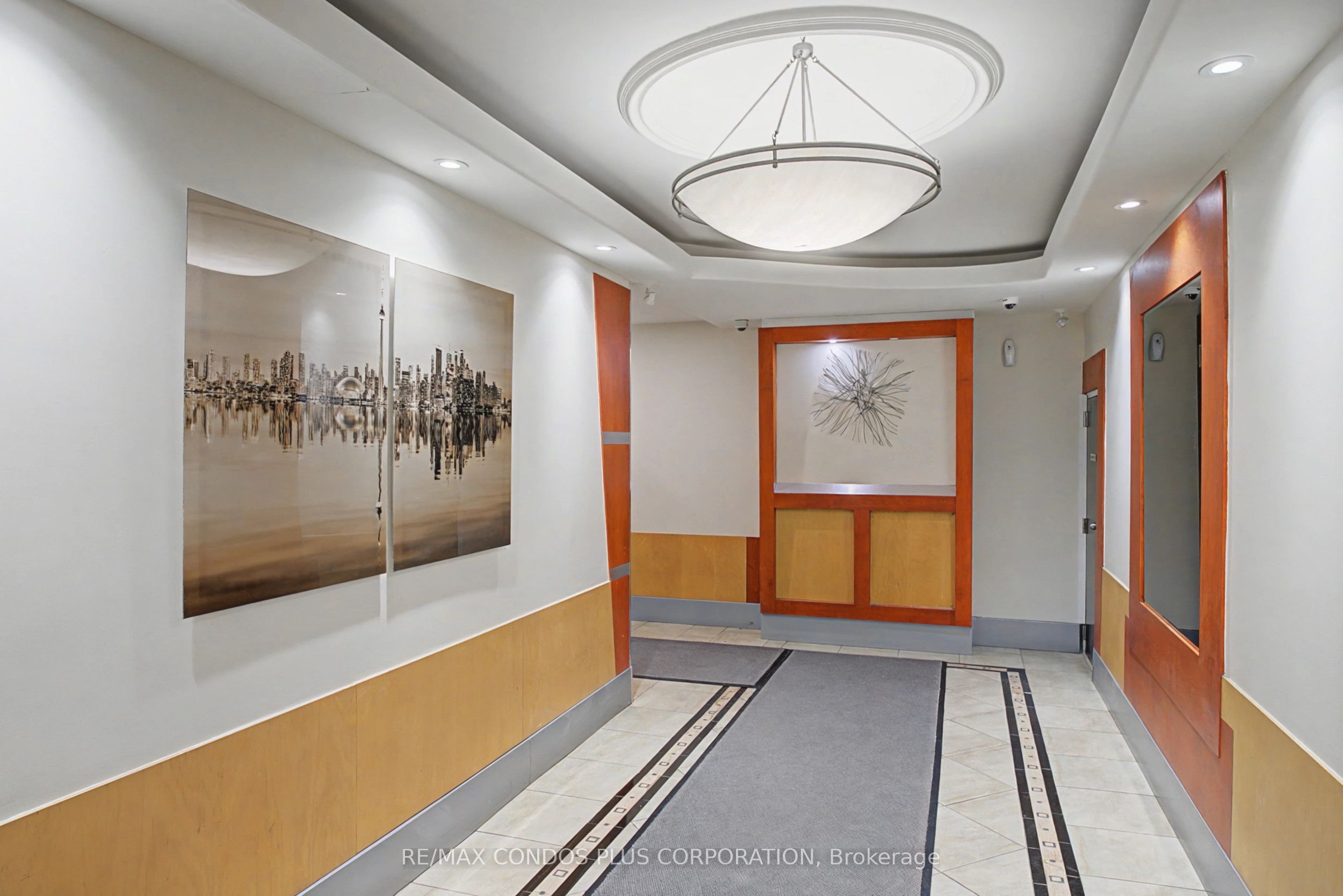 5949 Yonge Street 208, Toronto, ON M2M 3V8 photo 4