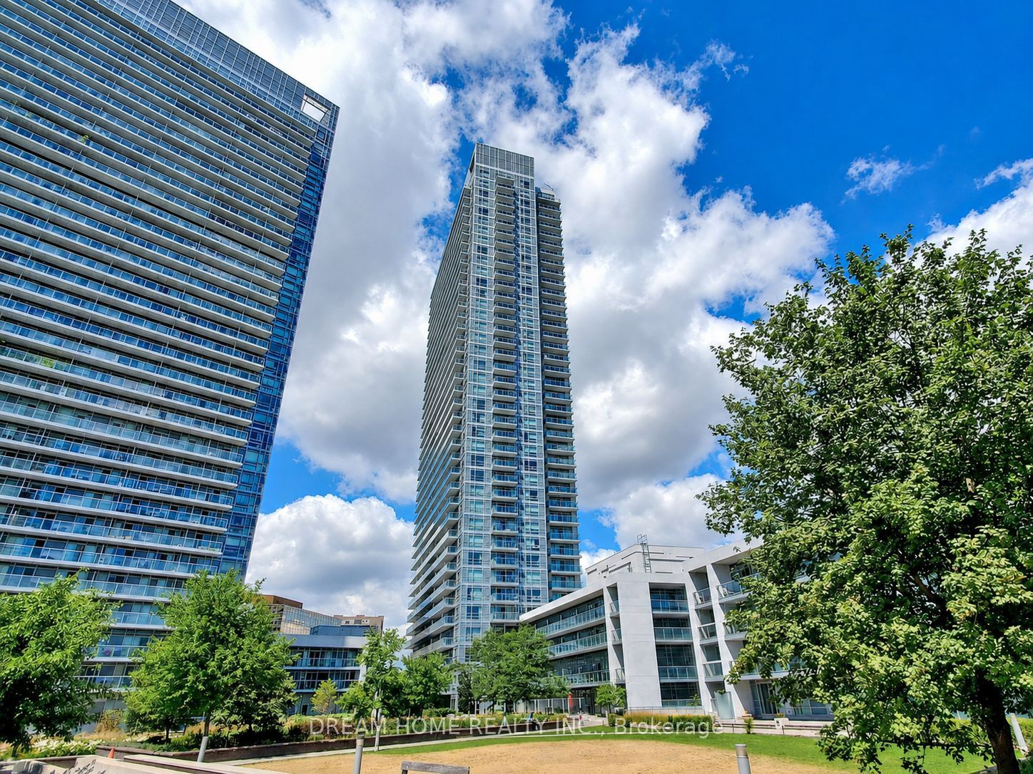 2015 Sheppard Avenue E 507, Toronto, ON M2J 0B3