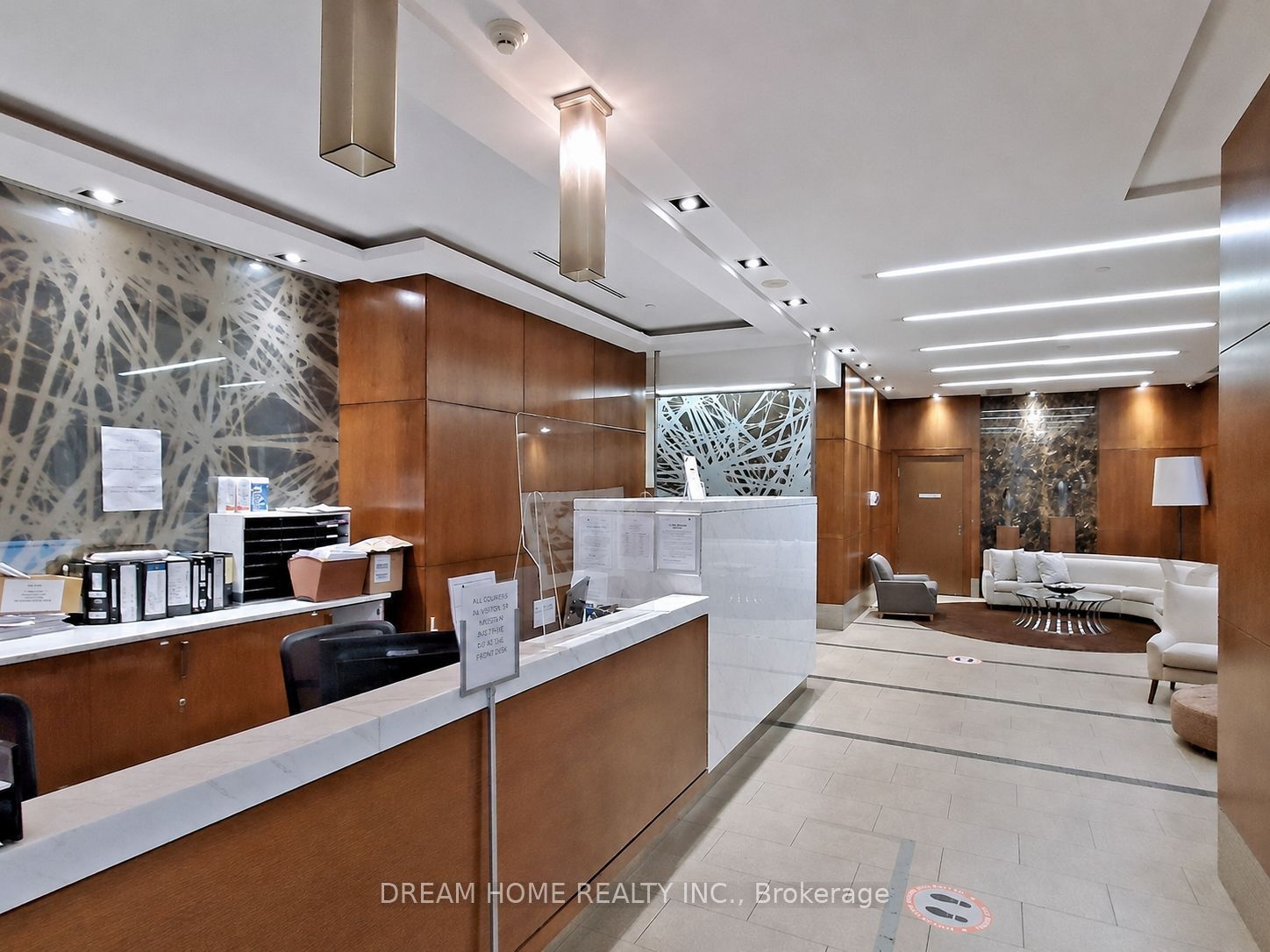 2015 Sheppard Avenue E 507, Toronto, ON M2J 0B3 photo 3