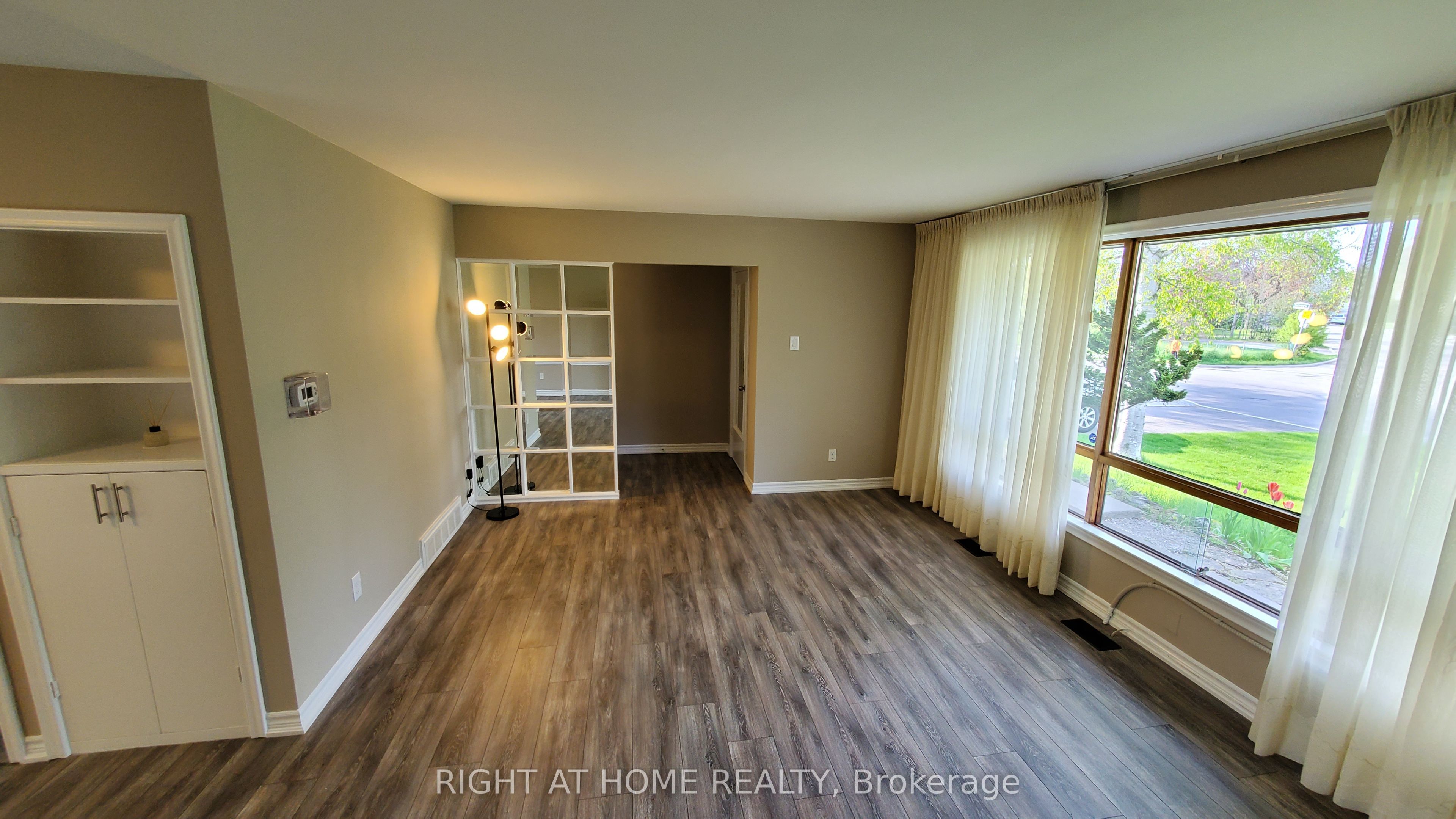 169 Yorkview Drive 1, Toronto, ON M2R 1K2 photo 4