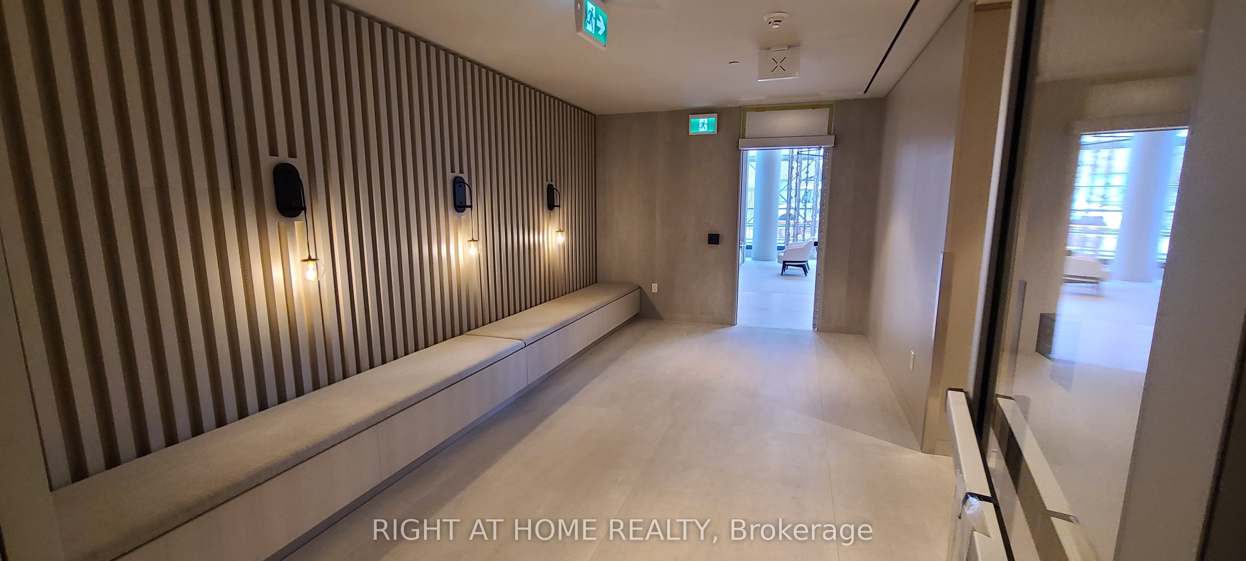 55 Cooper Street 2903, Toronto, ON M5E 0G1 photo 5
