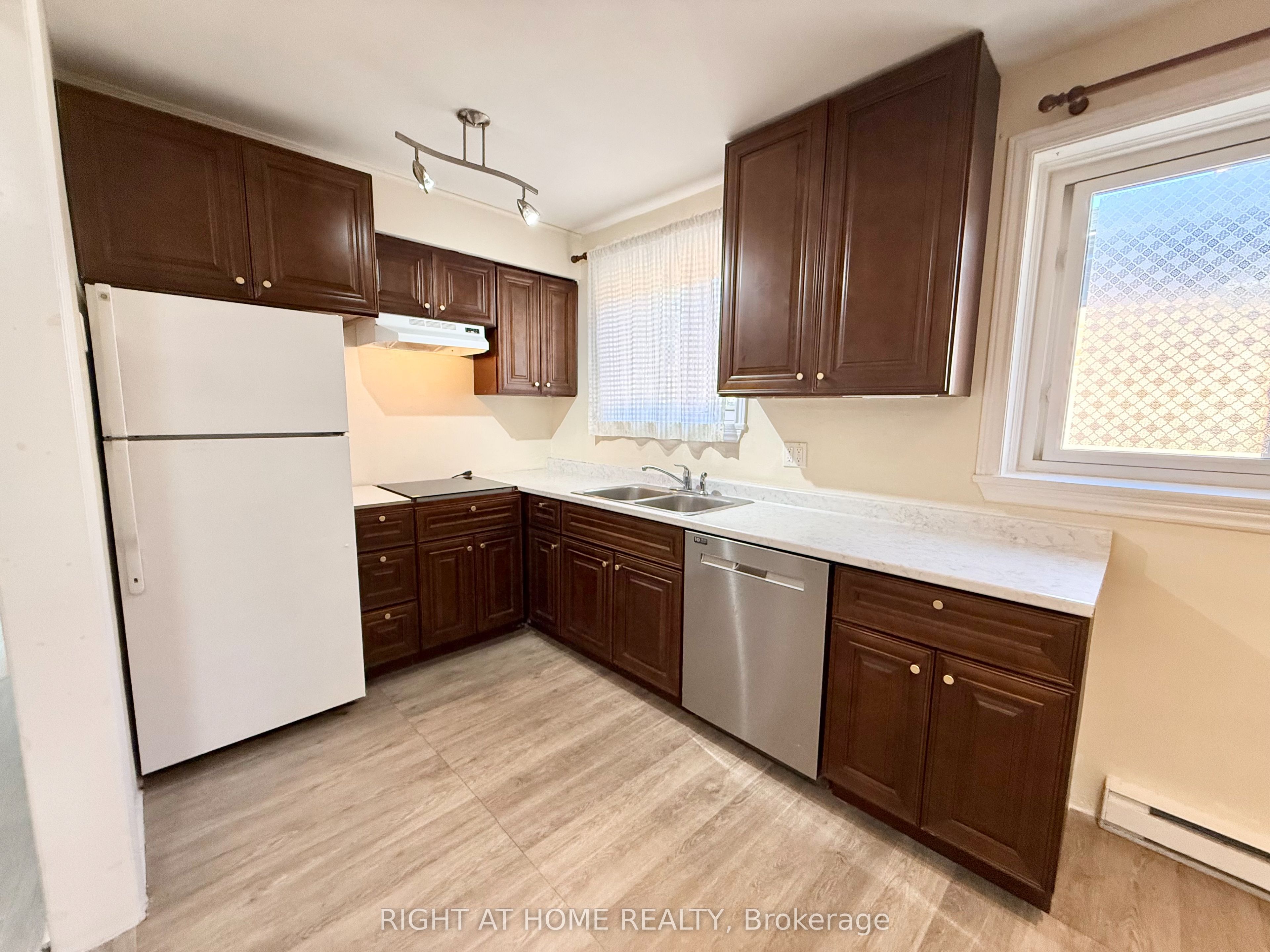 538 Merton Street 2, Toronto, ON M4S 1B3 photo 2