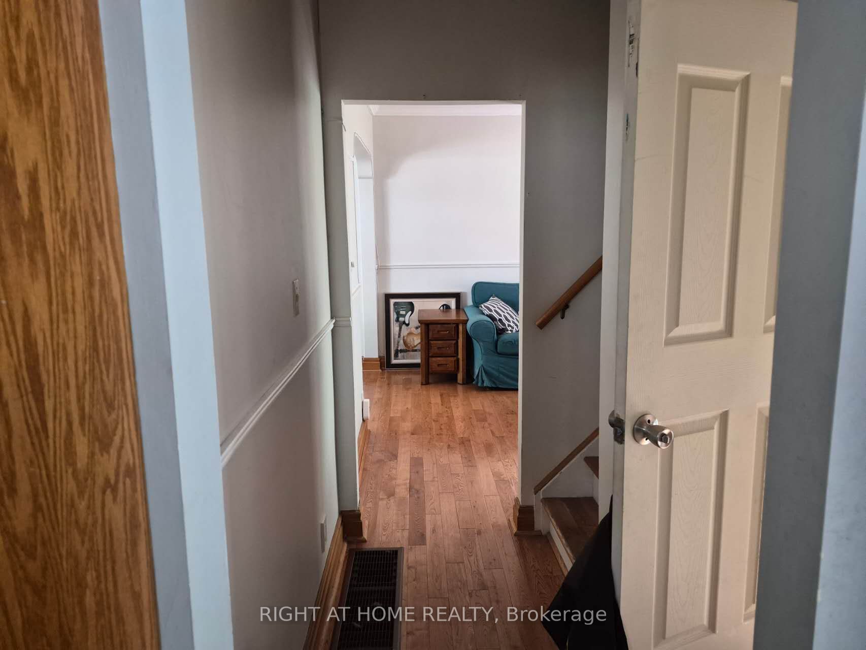 17 Gwendolen Avenue, Toronto, ON M2N 1A1 photo 4