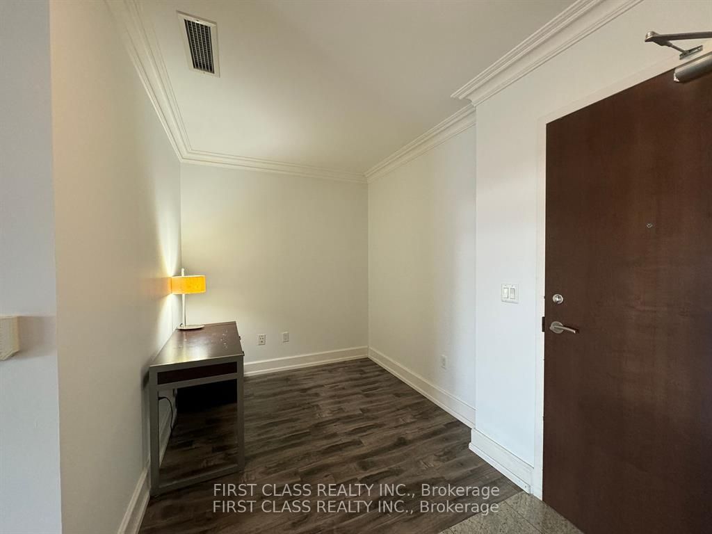 650 Sheppard Avenue E 623, Toronto, ON M2K 3E4 photo 2