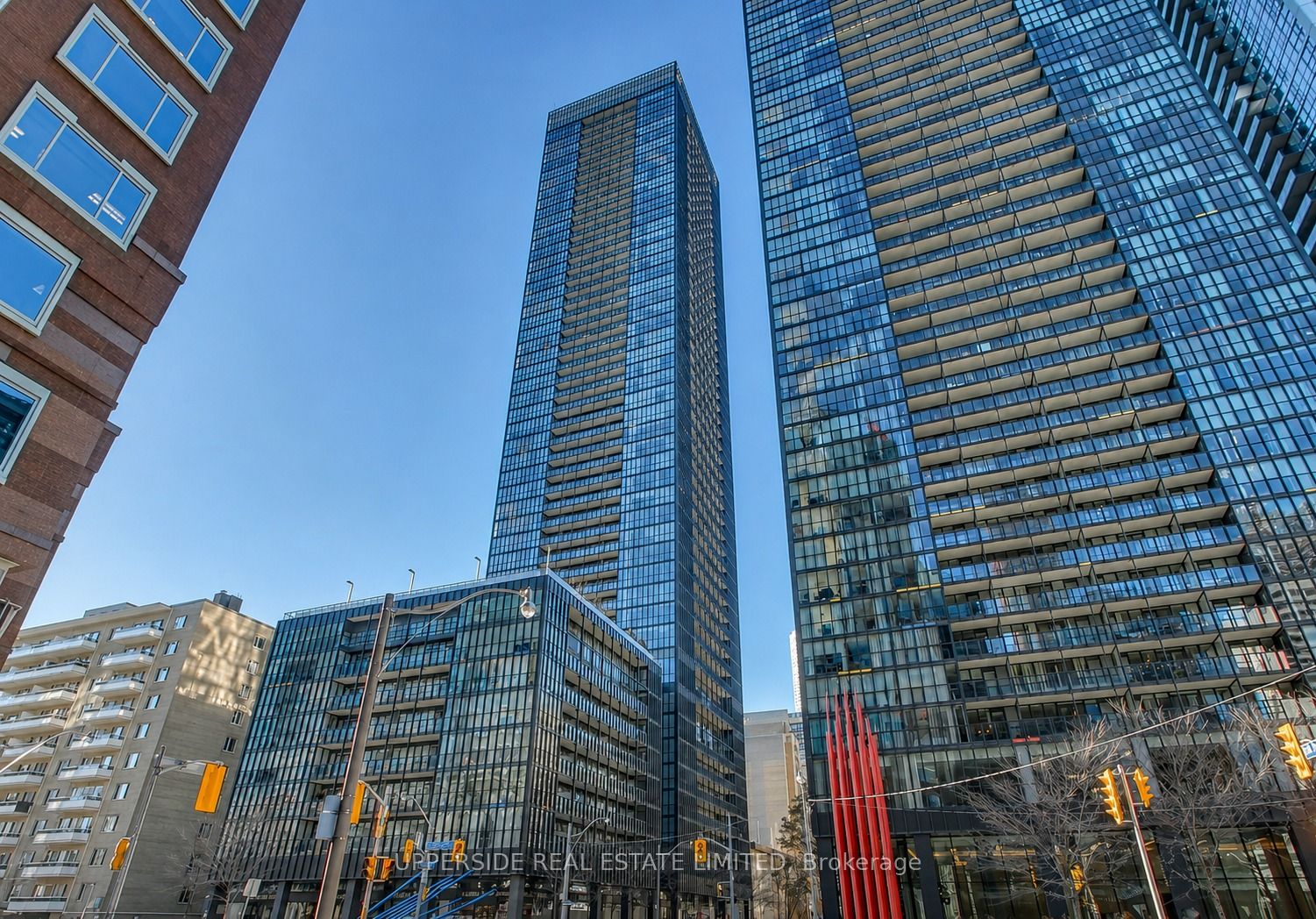 101 Charles Street E 409, Toronto, ON M4Y 0A9
