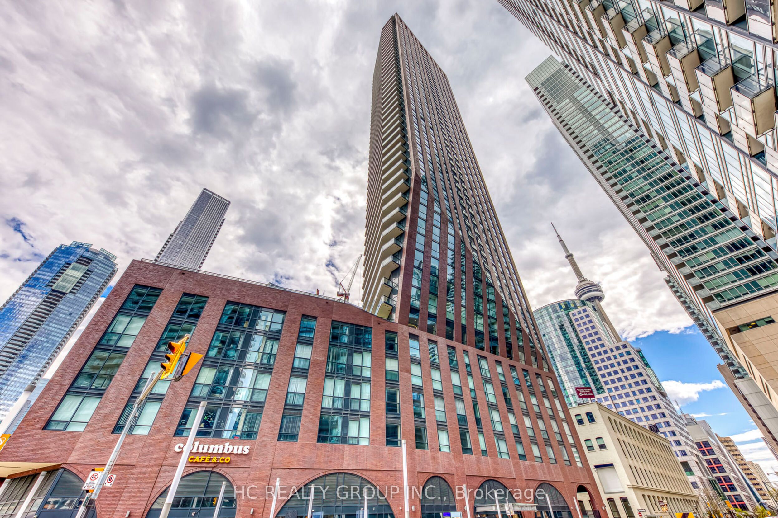 99 John Street 205, Toronto, ON M5V 0S6