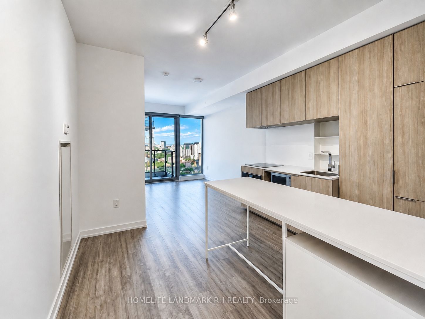 77 Shuter Street 2808, Toronto, ON M5B 0B8 photo 2