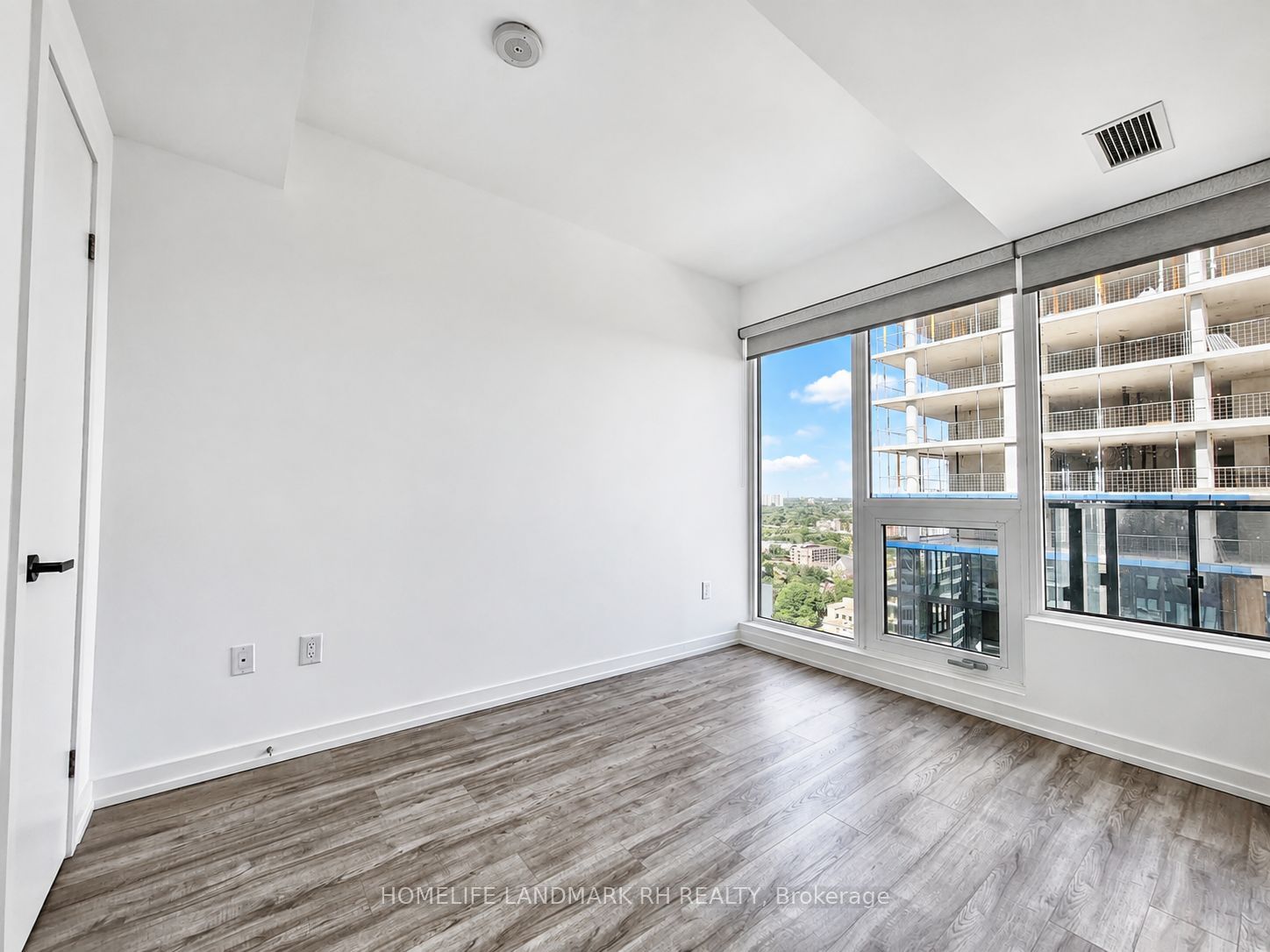77 Shuter Street 2808, Toronto, ON M5B 0B8 photo 5