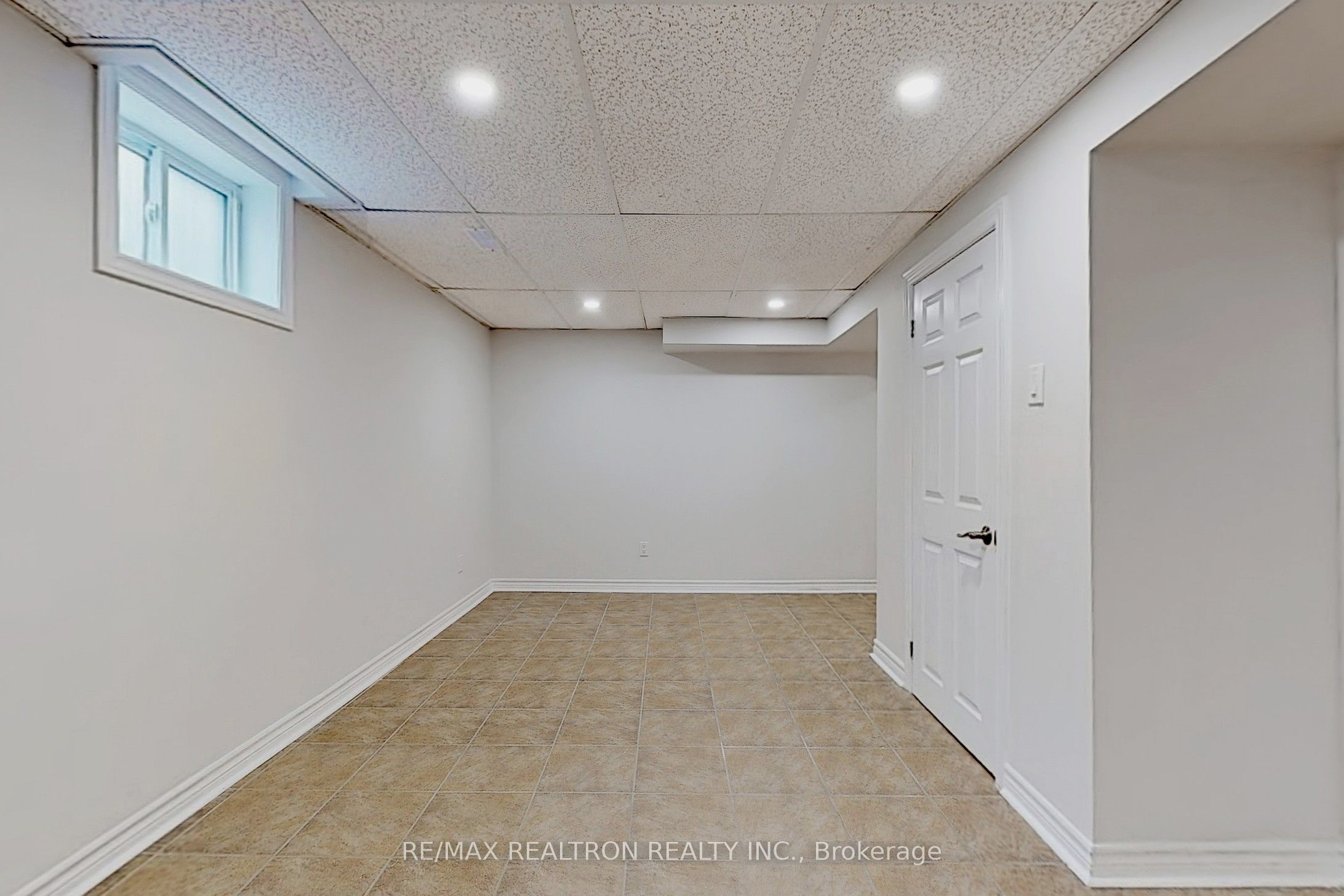 126 Brahms Avenue Basem, Toronto, ON M2H 1H8 photo 3