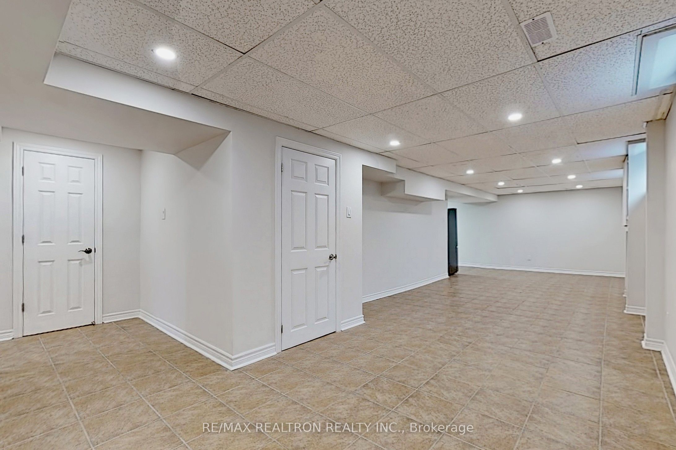 126 Brahms Avenue Basem, Toronto, ON M2H 1H8 photo 4