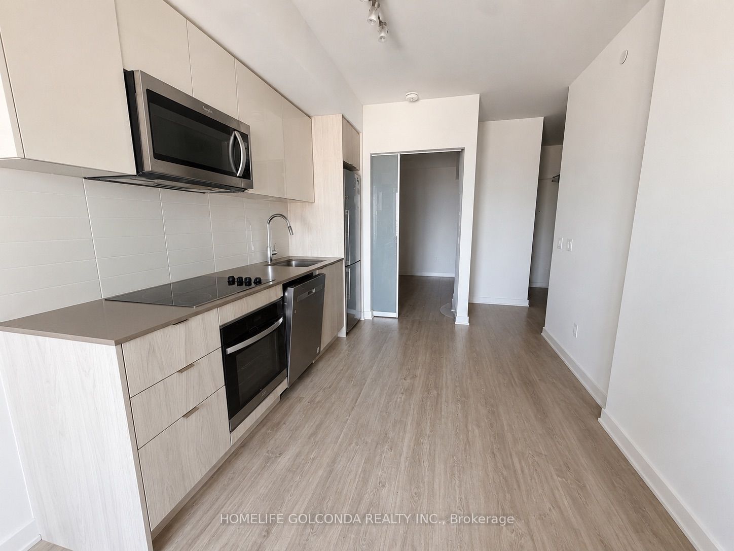 100 Dalhousie Street 2602, Toronto, ON M5B 0C7