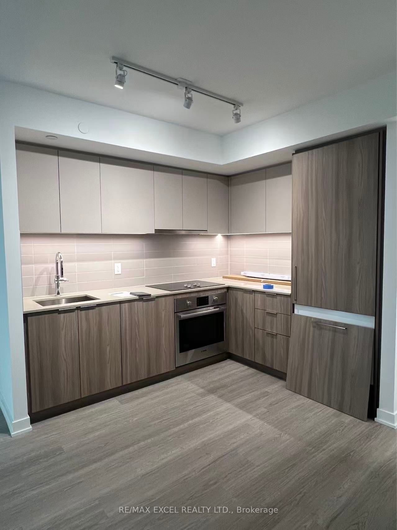 15 David Salomon Drive 1908, Toronto, ON M3C 1E7 photo 5