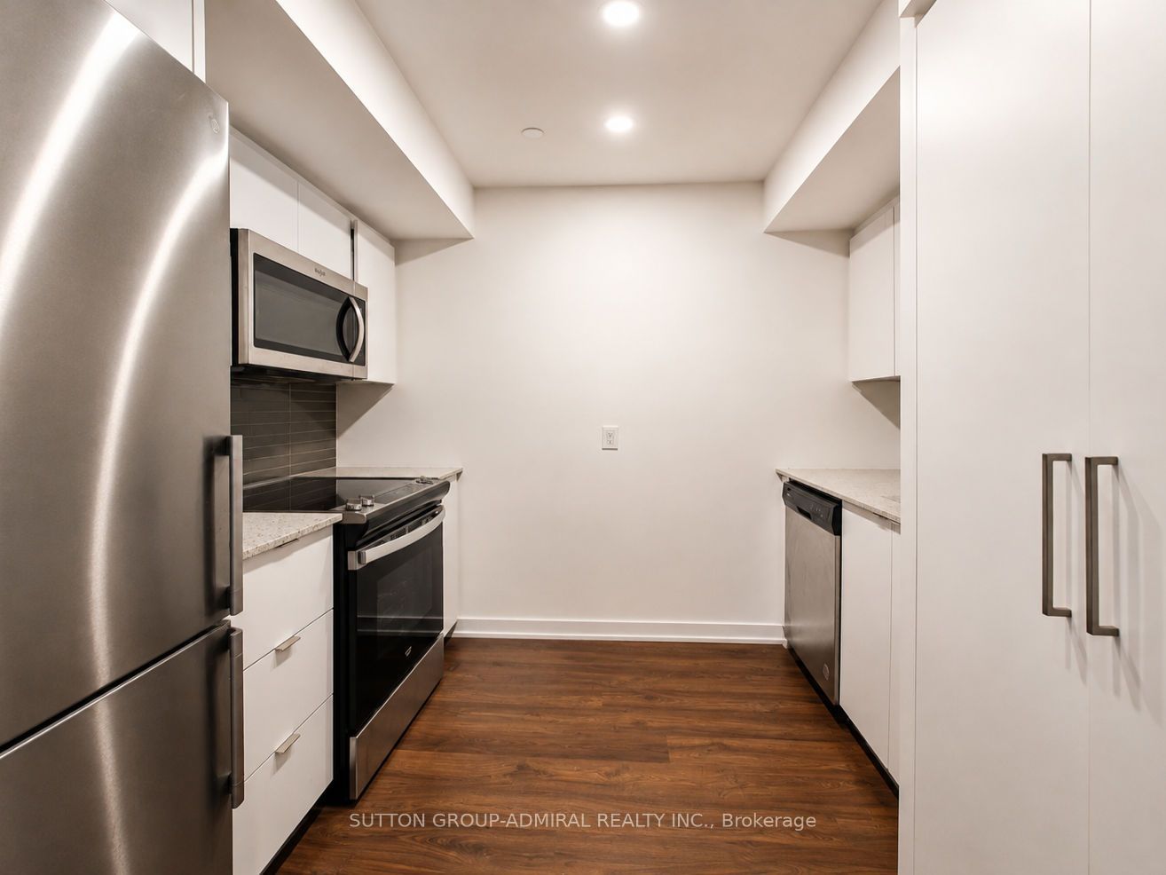 30 Tretti Way 913 (Room 2), Toronto, ON M3H 0E3 photo 3