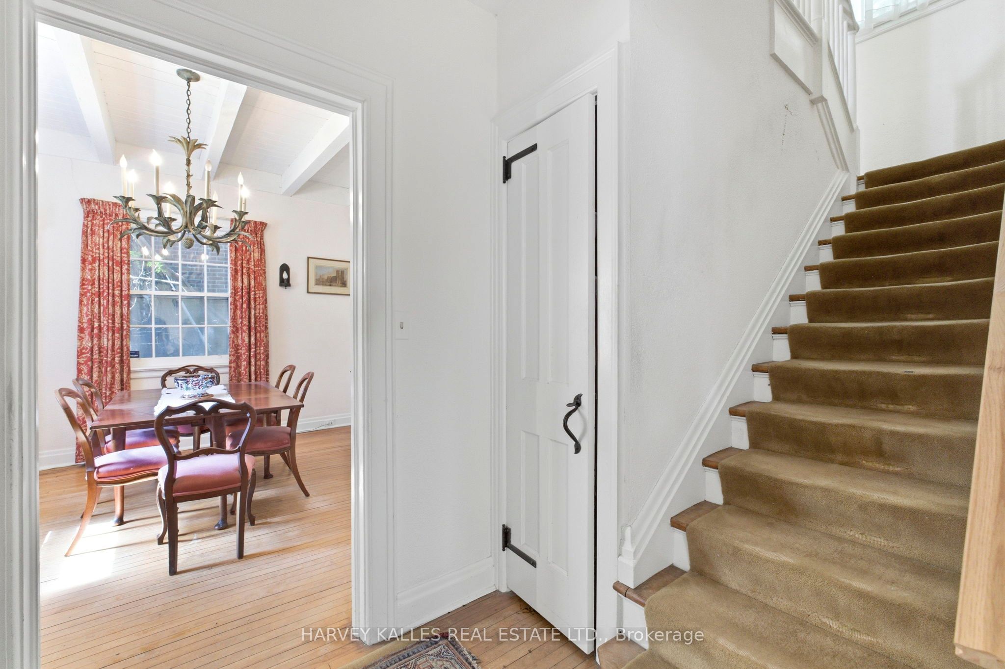 38 Donwoods Drive, Toronto, ON M4N 2G2 photo 5