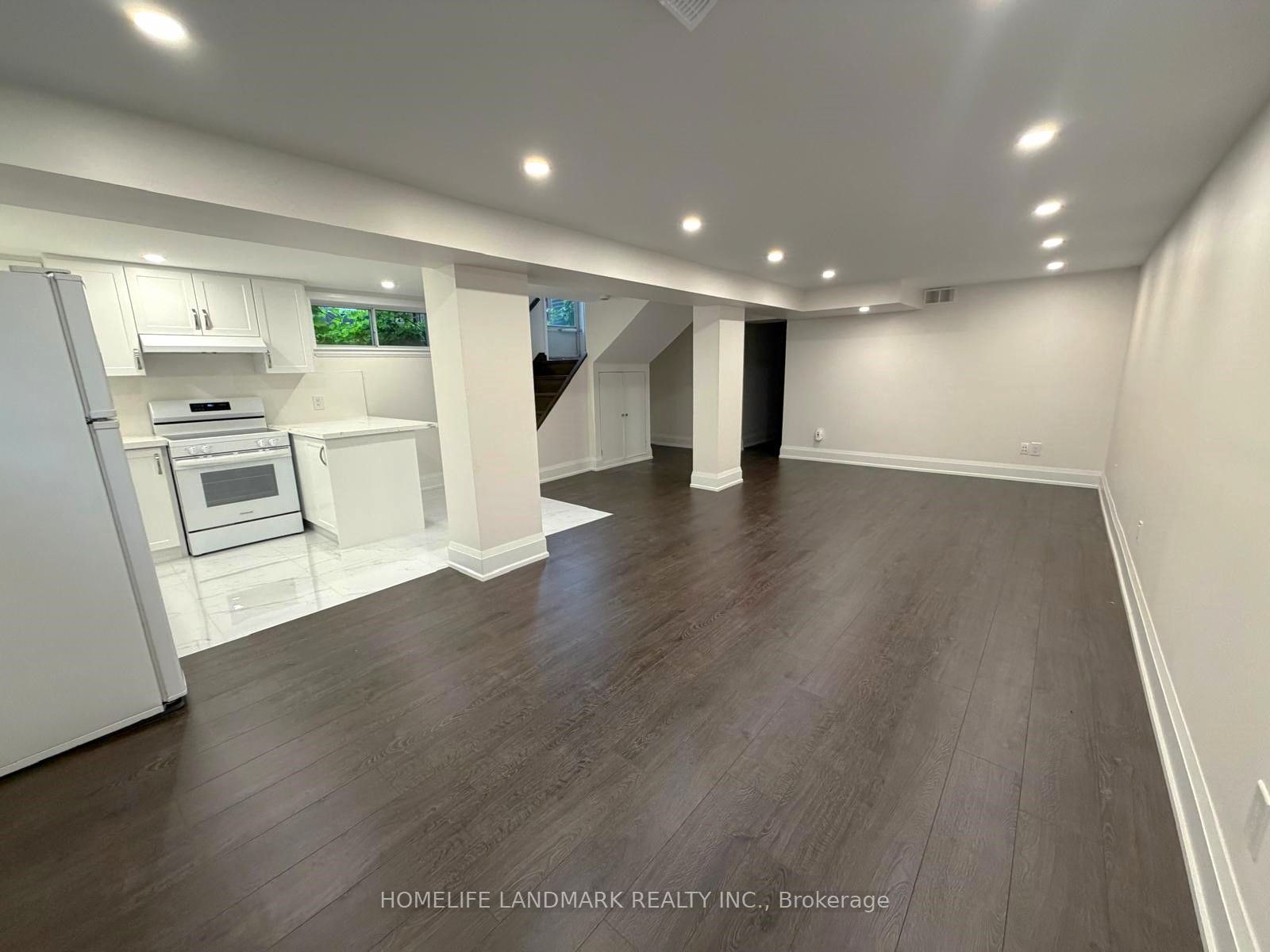 126 Fenside Drive Basement, Toronto, ON M3A 2V8 photo 2