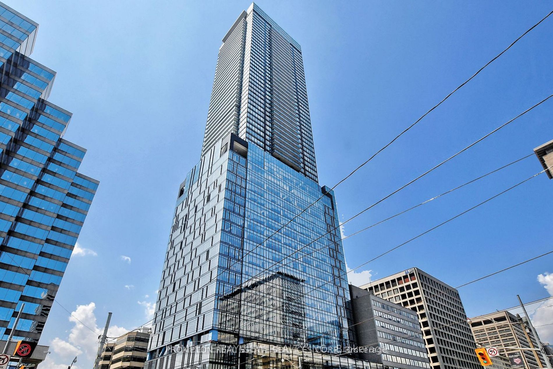 488 University Avenue 4312, Toronto, ON M5G 0C1 photo 2