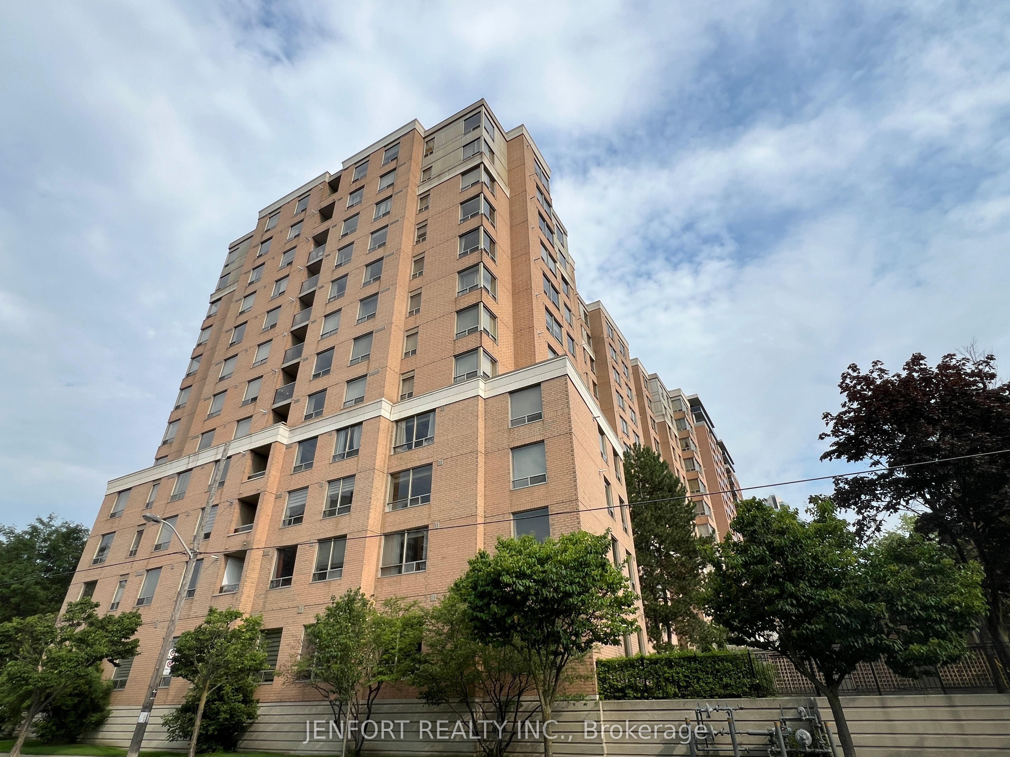 88 Grandview Way SE Ph3, Toronto, ON M2N 6V6 photo 2