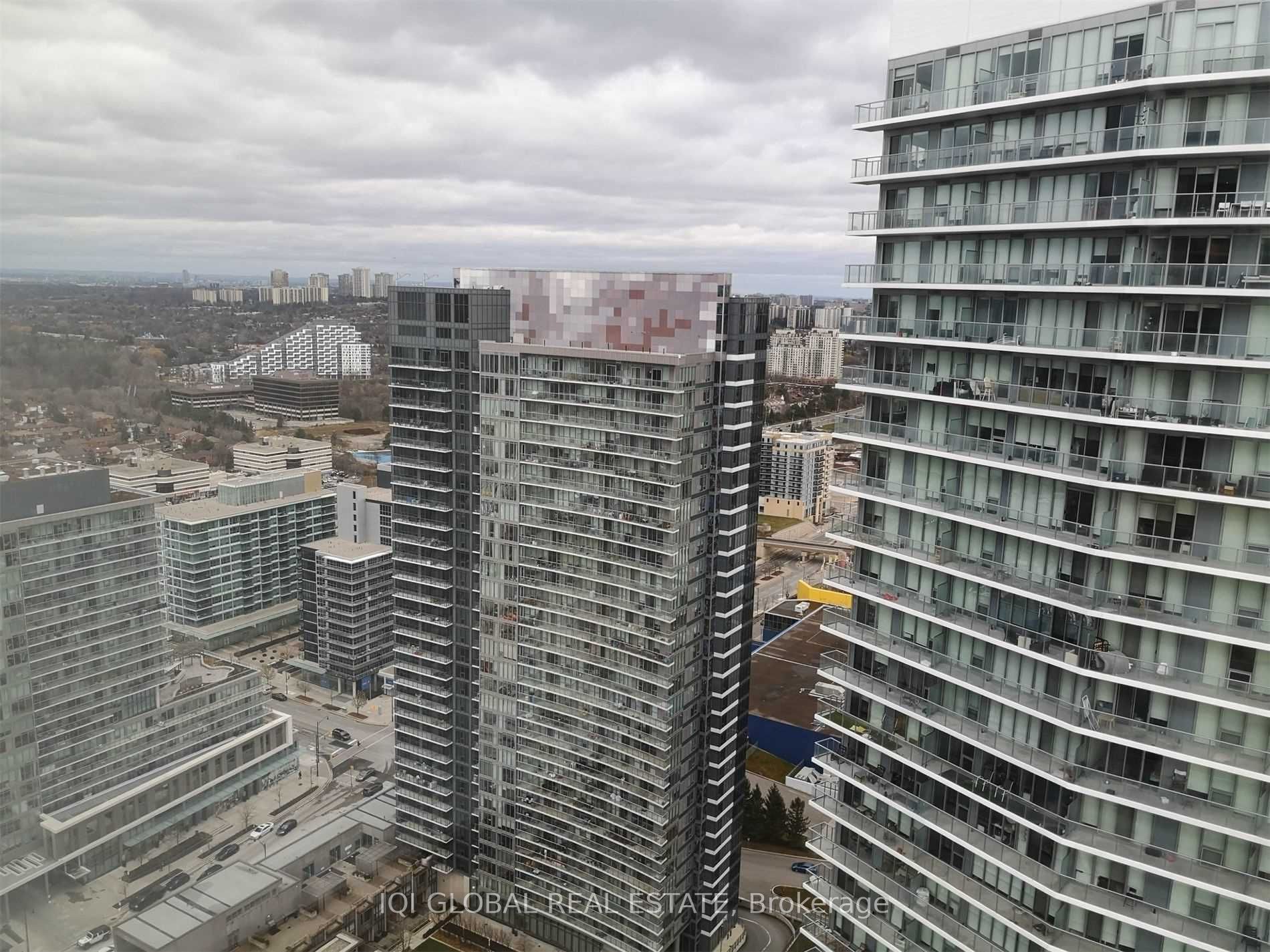 95 Mcmahon Drive 3702, Toronto, ON M2K 0H1