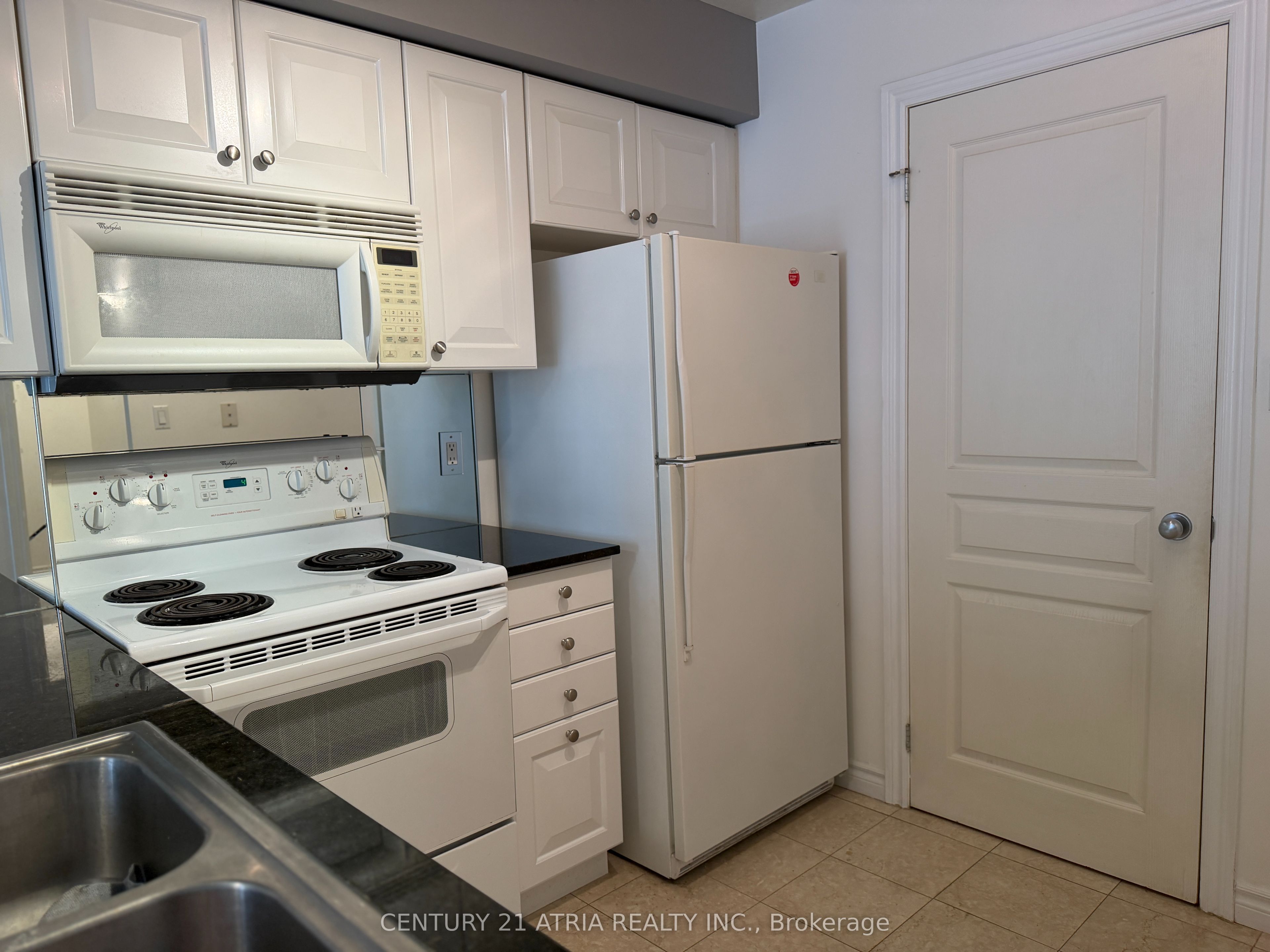 801 Bay Street 602, Toronto, ON M5S 1Y9 photo 4