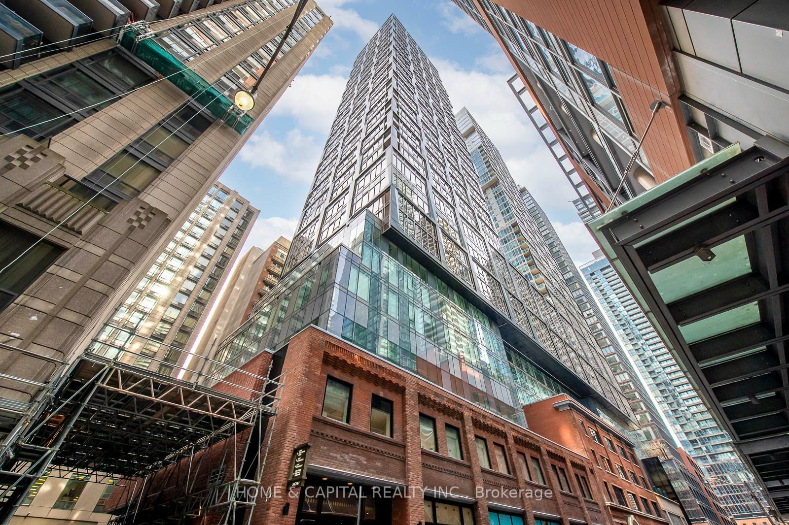 15 MERCER Street 403 (Furnished), Toronto, ON M5V 1H2 photo 2