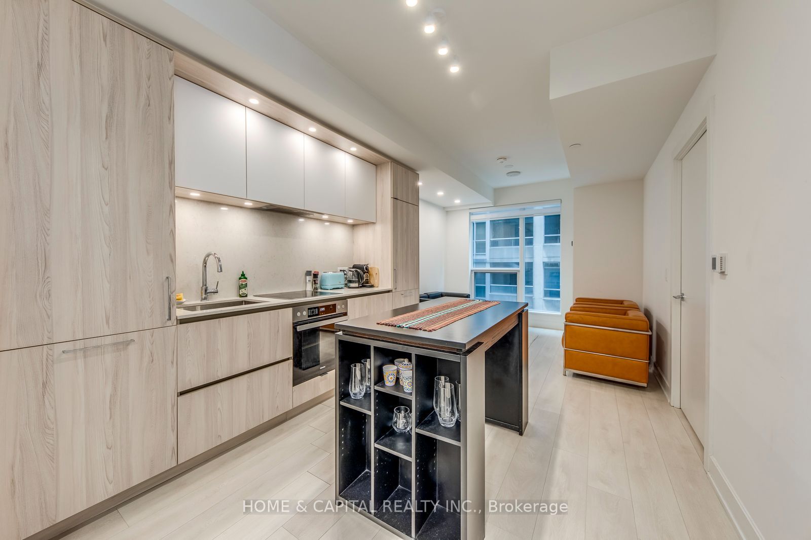 15 MERCER Street 403 (Unfurnished), Toronto, ON M5V 1H2 photo 4