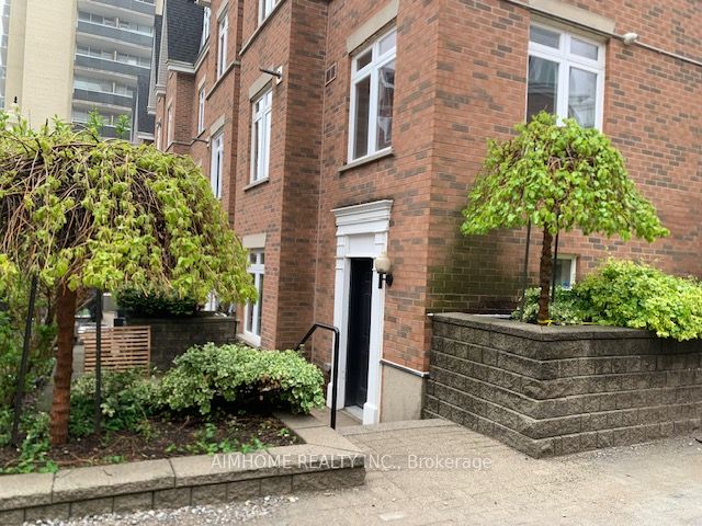 100 Redpath Avenue 1, Toronto, ON M4S 2J7 photo 4