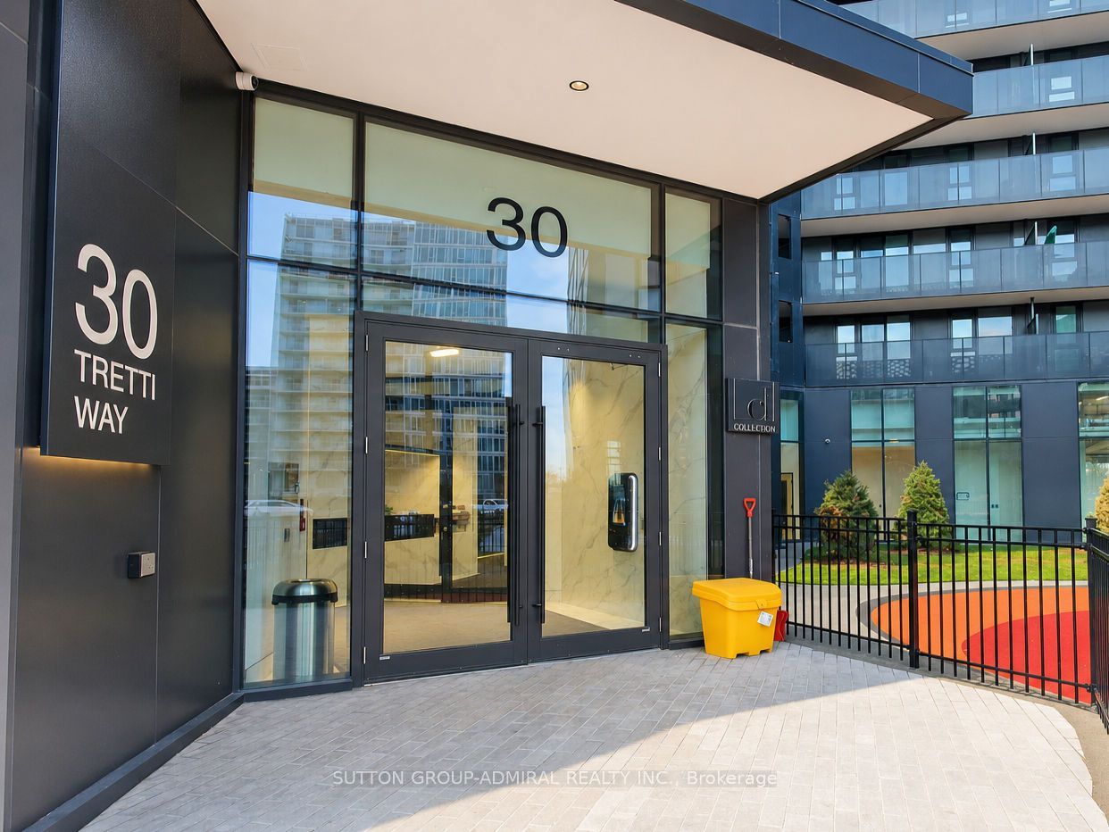 30 Tretti Way 913, Toronto, ON M3H 0E3