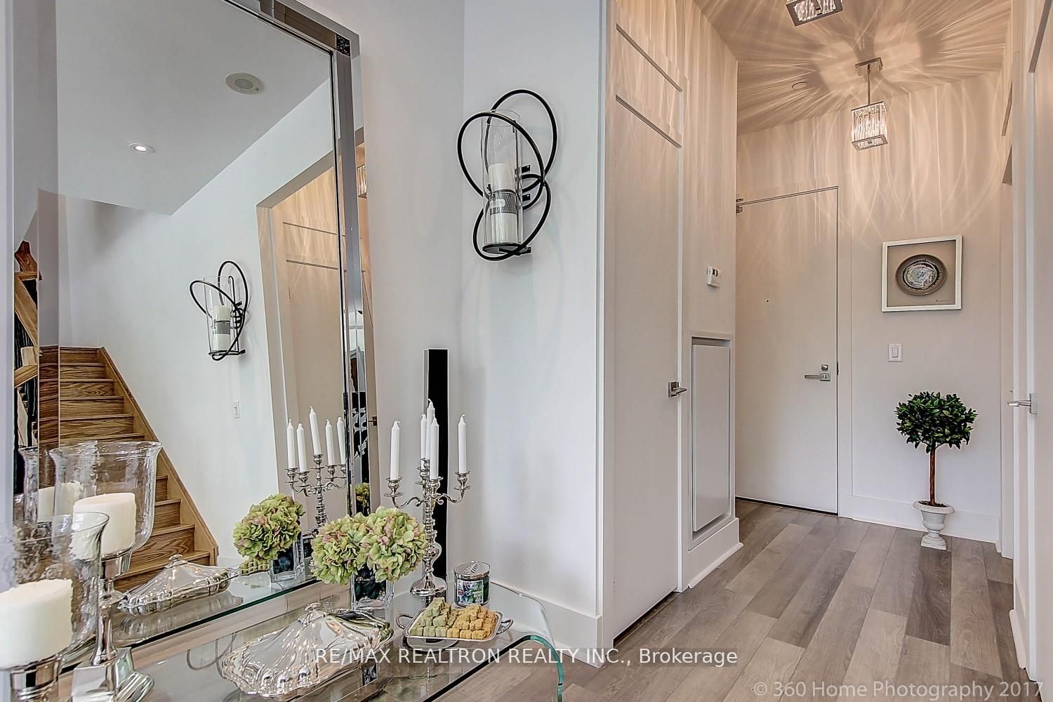 32 DAVENPORT Road 106, Toronto, ON M5R 1H3 photo 2