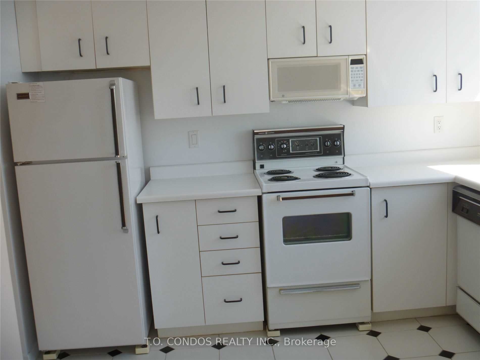 44 St Joseph Street 1114, Toronto, ON M4Y 2W4 photo 5