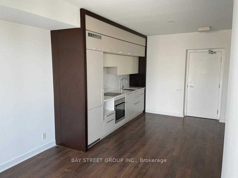 15 Grenville Street 3607, Toronto, ON M4Y 1A1 photo 3