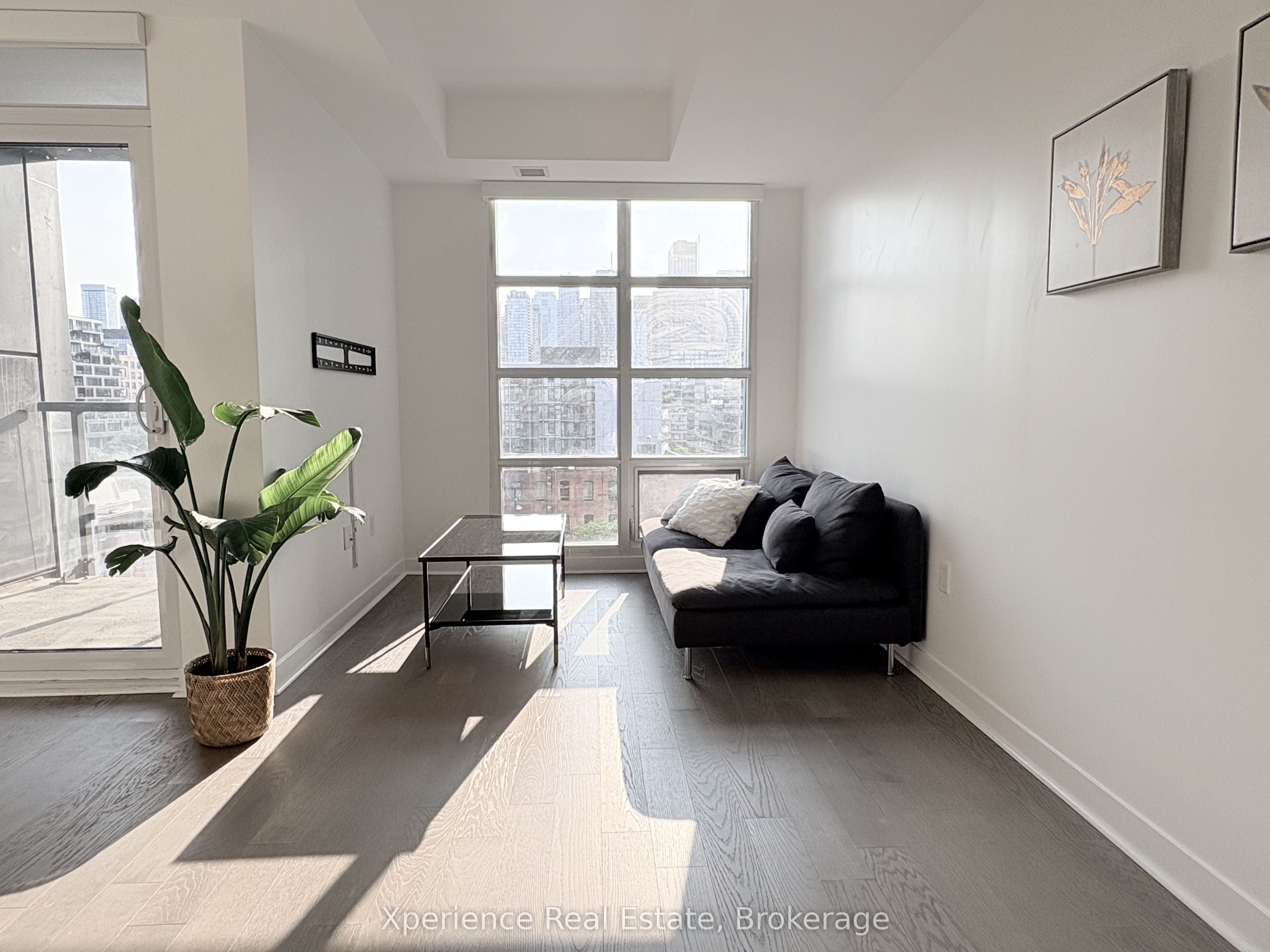 501 Adelaide Street W 904, Toronto, ON M5V 0R3 photo 3