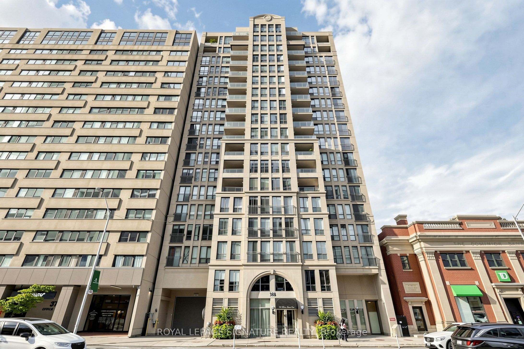 388 Bloor Street E 1801, Toronto, ON M4W 3W9 photo 2